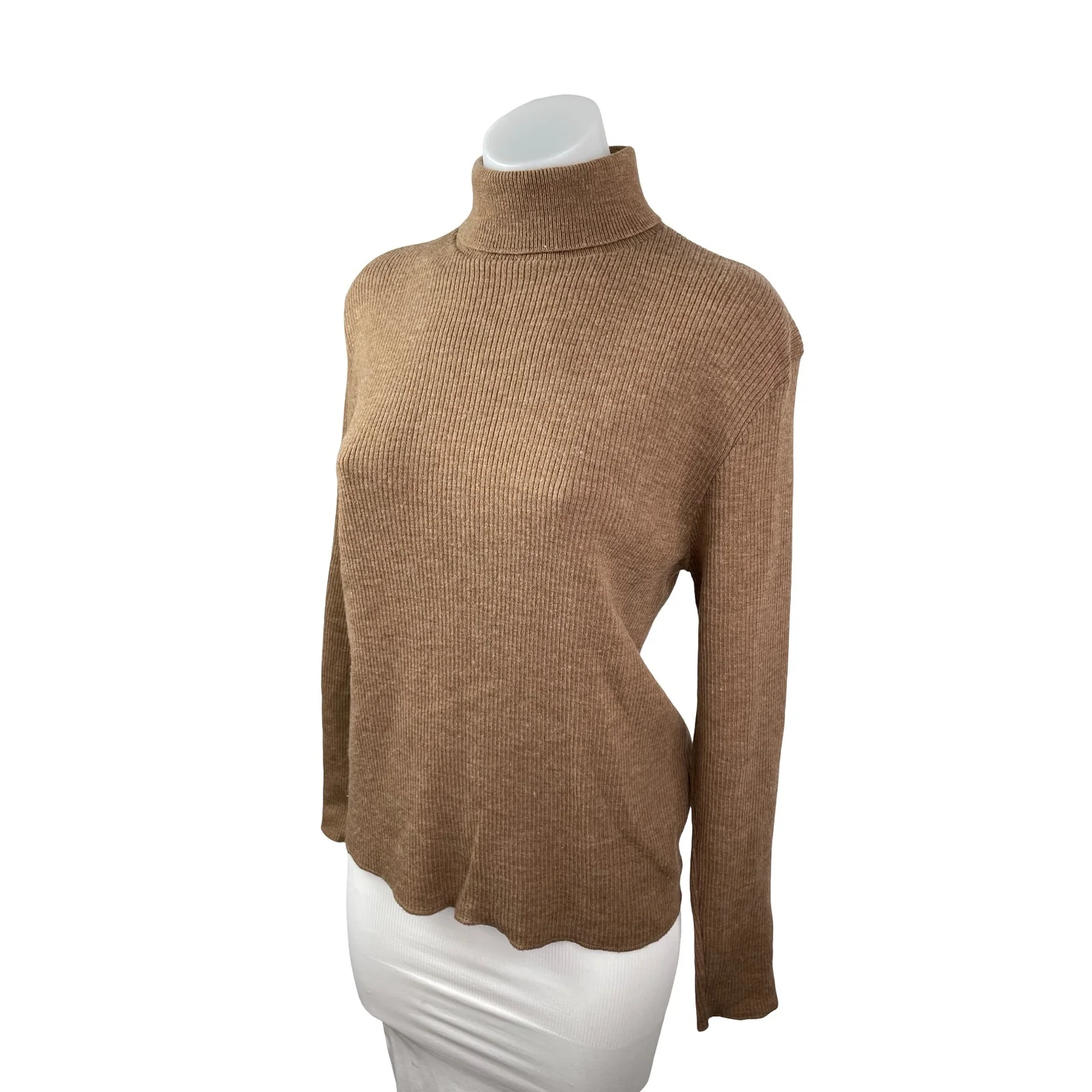 Pendleton Women's Tan 100% Wool Turtleneck Long Sleeve Knit Sweater Top Size 12 - Image 3