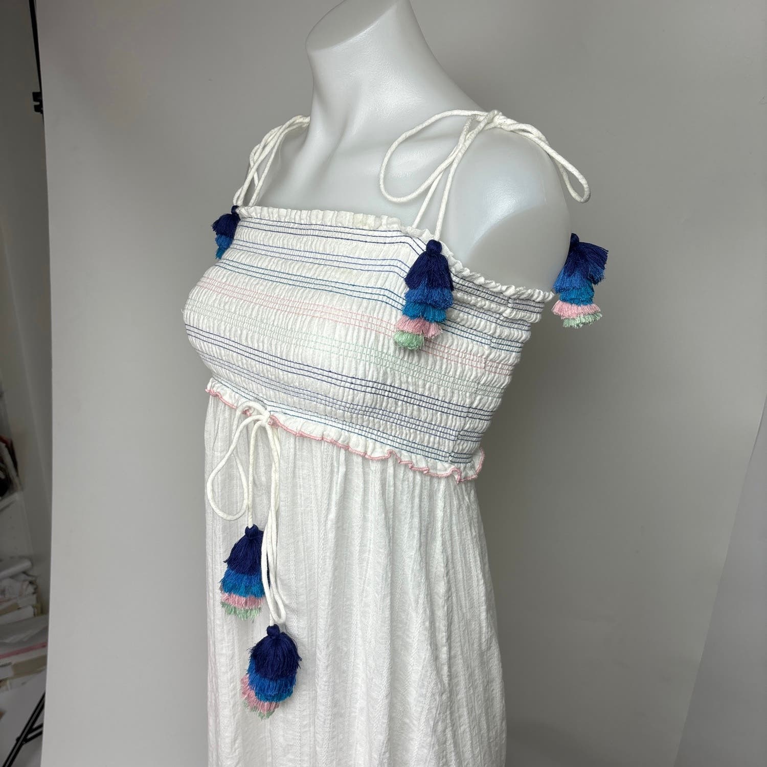 Playa Lucila White Smocked Tassel Spaghetti Strap Tiered Ruffle Maxi Dress Sz XS - Image 7
