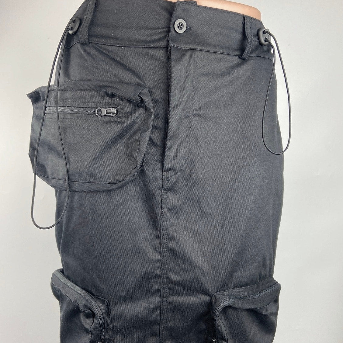 PrettyLittleThing Black Twill Pockets Drawstring Cargo Utility Midi Skirt Size 4 - Image 4