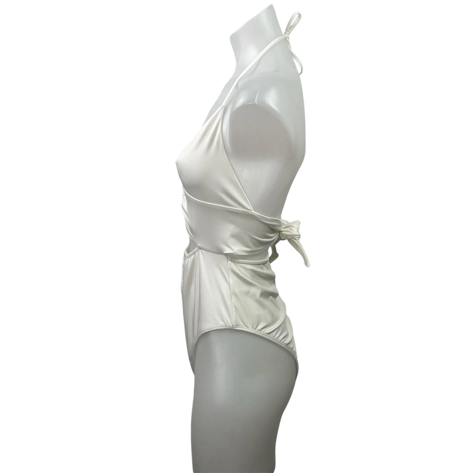 Princess Polly White Halter Ring Plunge Cutout One Piece Swimsuit Swimwear Sz 8 - Image 2