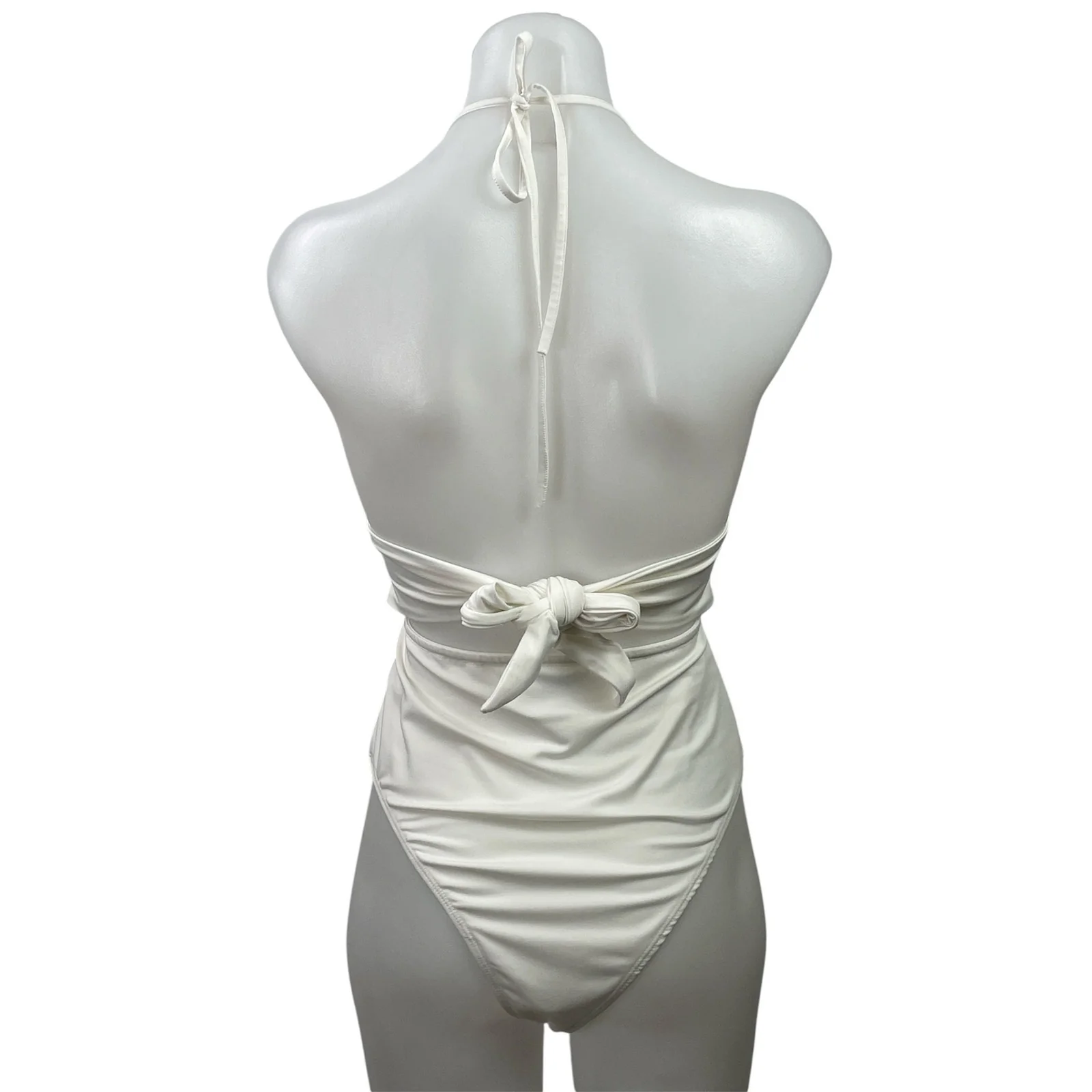 Princess Polly White Halter Ring Plunge Cutout One Piece Swimsuit Swimwear Sz 8 - Image 3