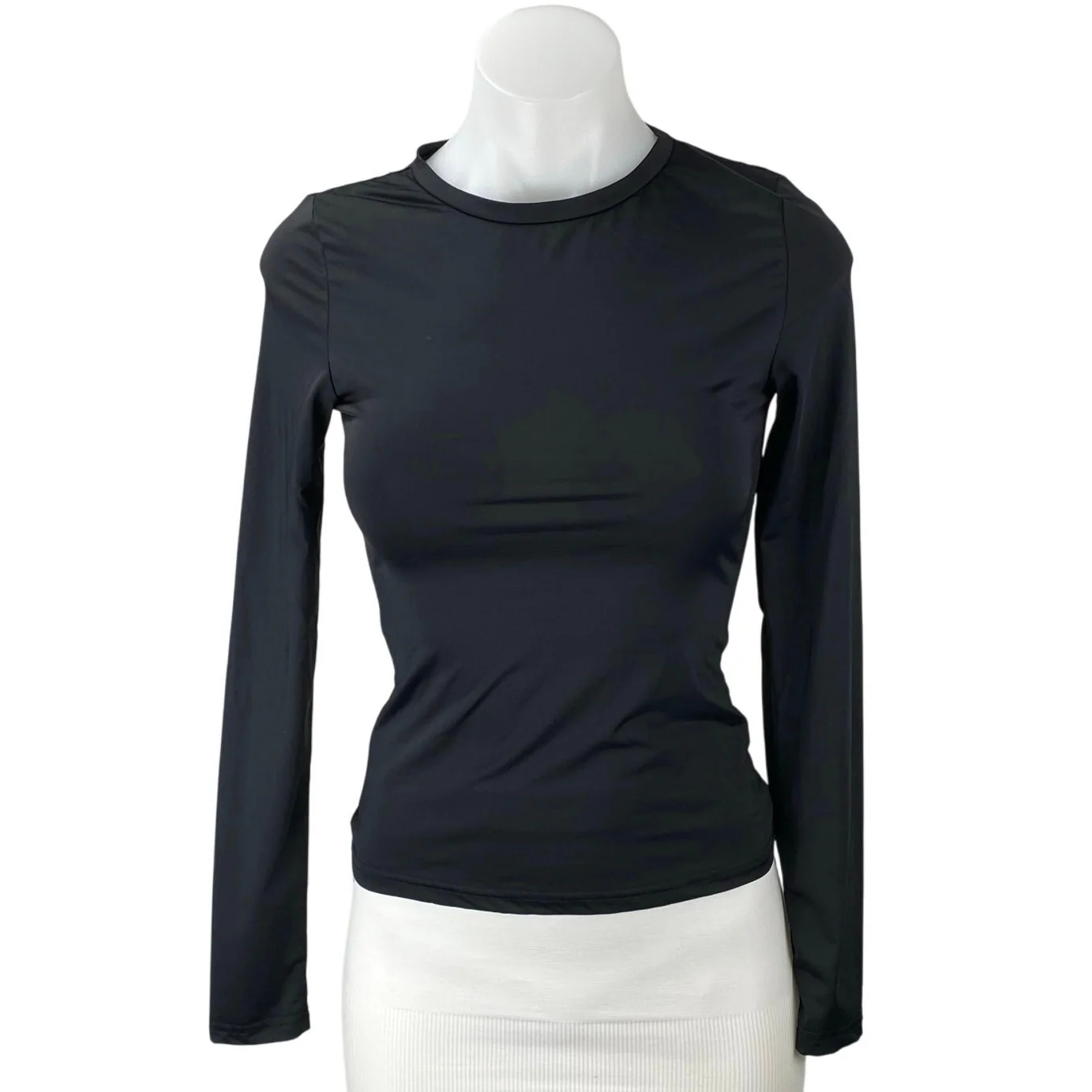 Princess Polly Women's Black Crewneck Long Sleeve Slim Tee T-shirt Top Size 4