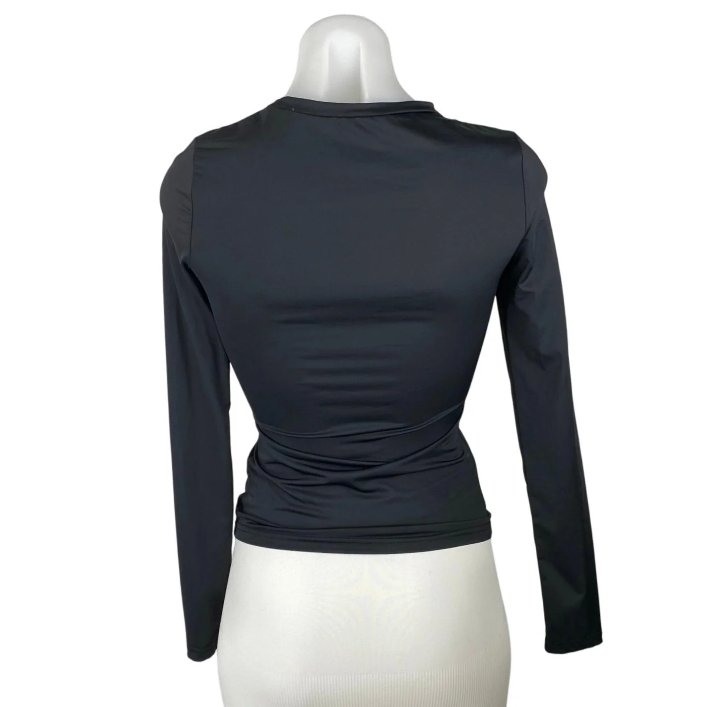 Princess Polly Women's Black Crewneck Long Sleeve Slim Tee T-shirt Top Size 4 - Image 3