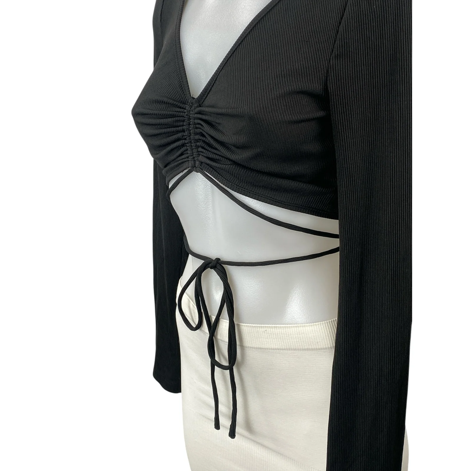 Princess Polly Women's Black Ruched V Neck Long Sleeve Tie Waist Crop Top Size 6 - Image 3