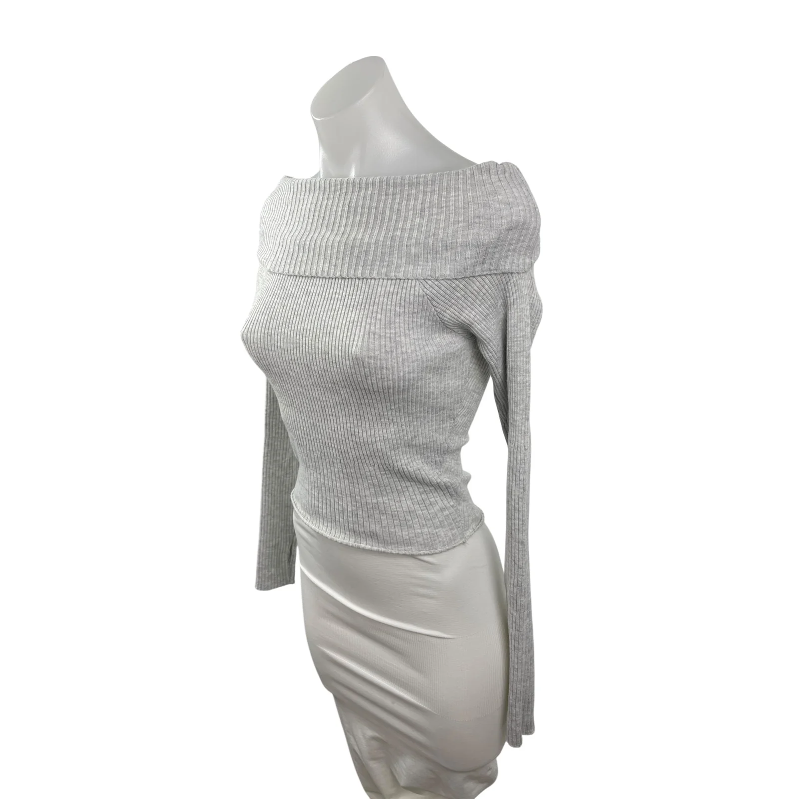 Princess Polly Women's Gray Ribbed Off the Shoulder Long Sleeve Sweater Top S/M - Image 2
