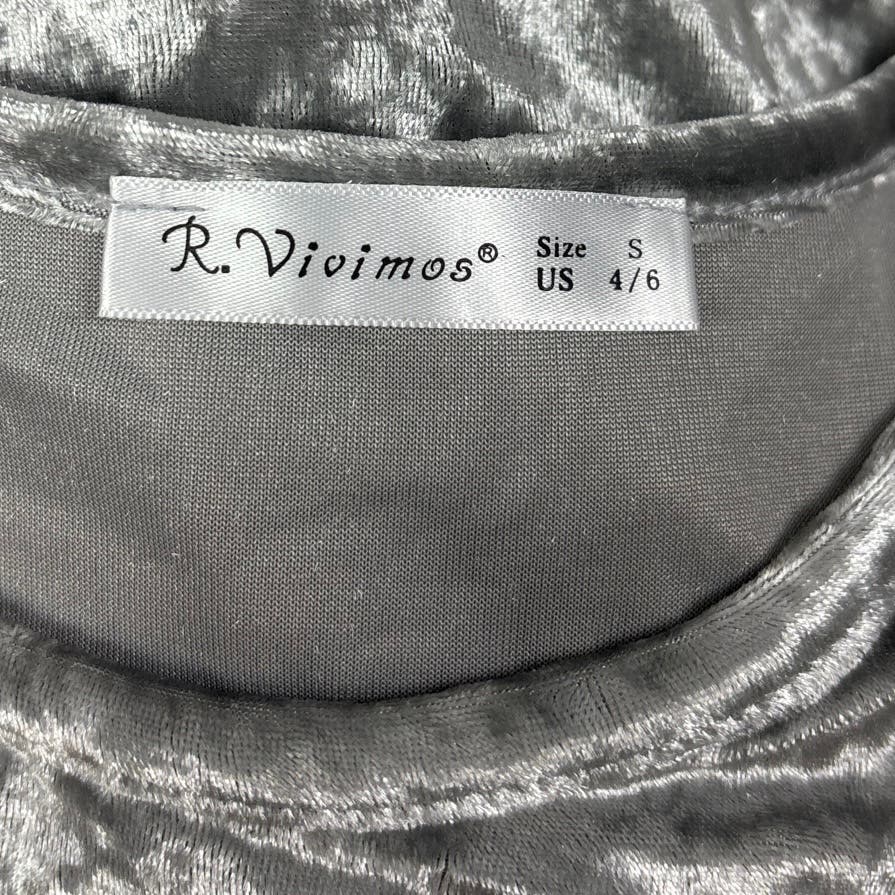R. Vivimos Women's Silver Metallic Velvet Crew Neck Short Sleeve Shift Dress S - Image 6