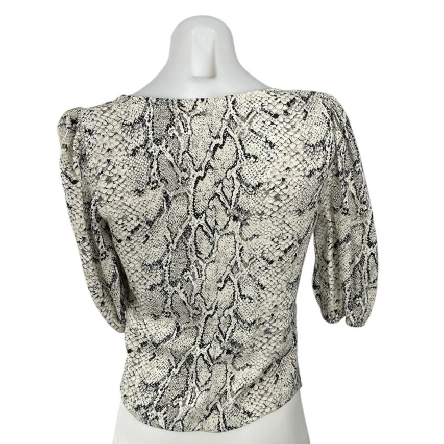 Reformation Eliana Snakeskin Animal Print V Neck 3/4 Sleeve Crop Blouse Top Sz S - Image 3