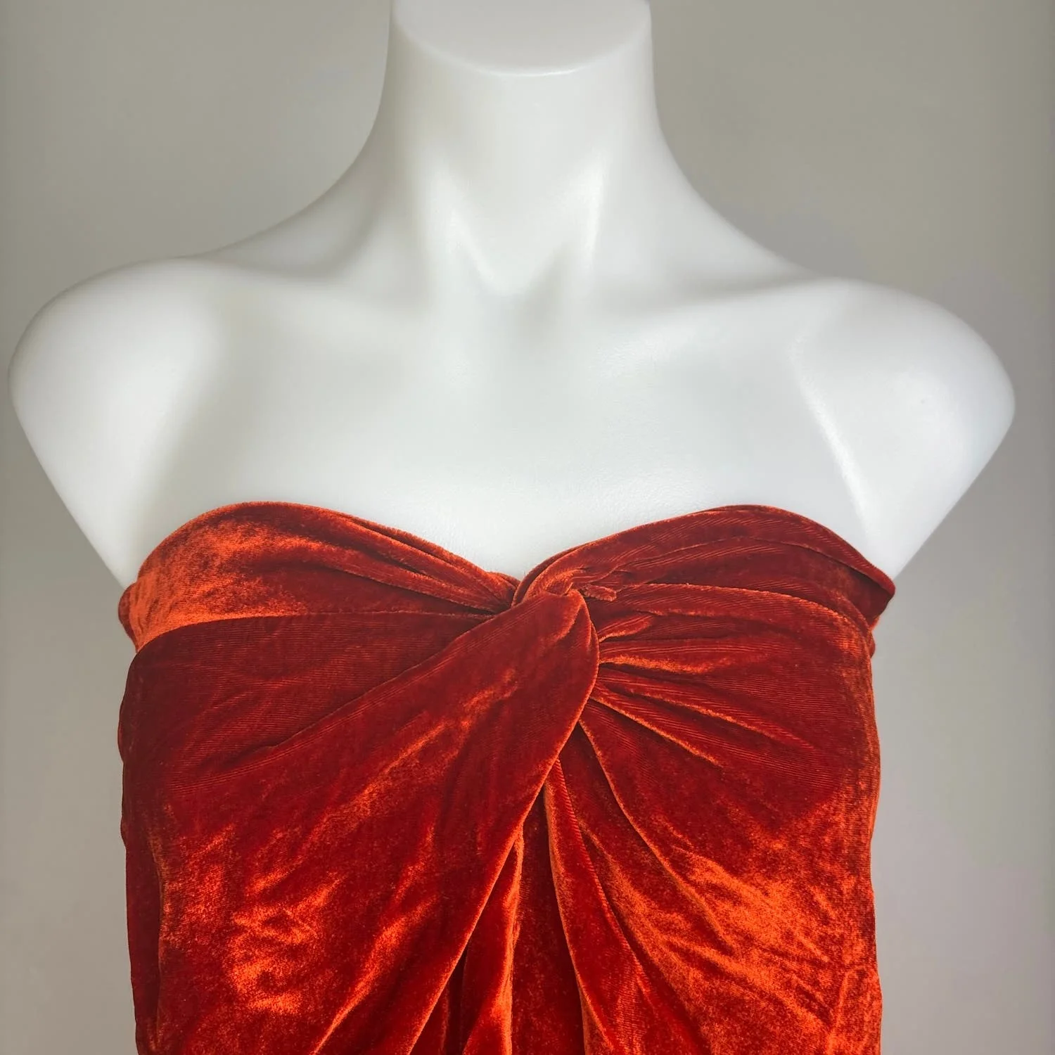 Reformation Women's Burnt Orange Velvet Twist Front Strapless Blouse Top Size 2 - Image 3