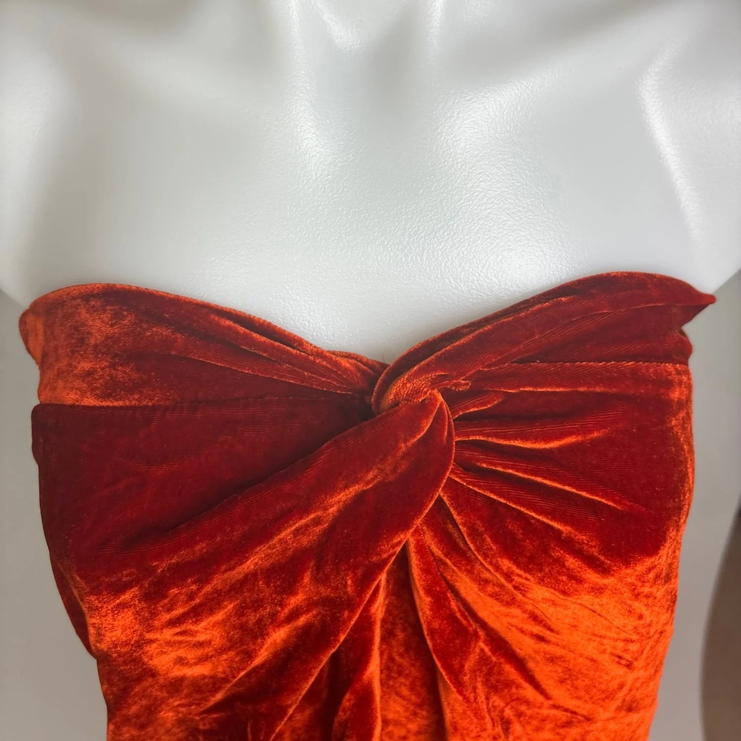 Reformation Women's Burnt Orange Velvet Twist Front Strapless Blouse Top Size 2 - Image 5