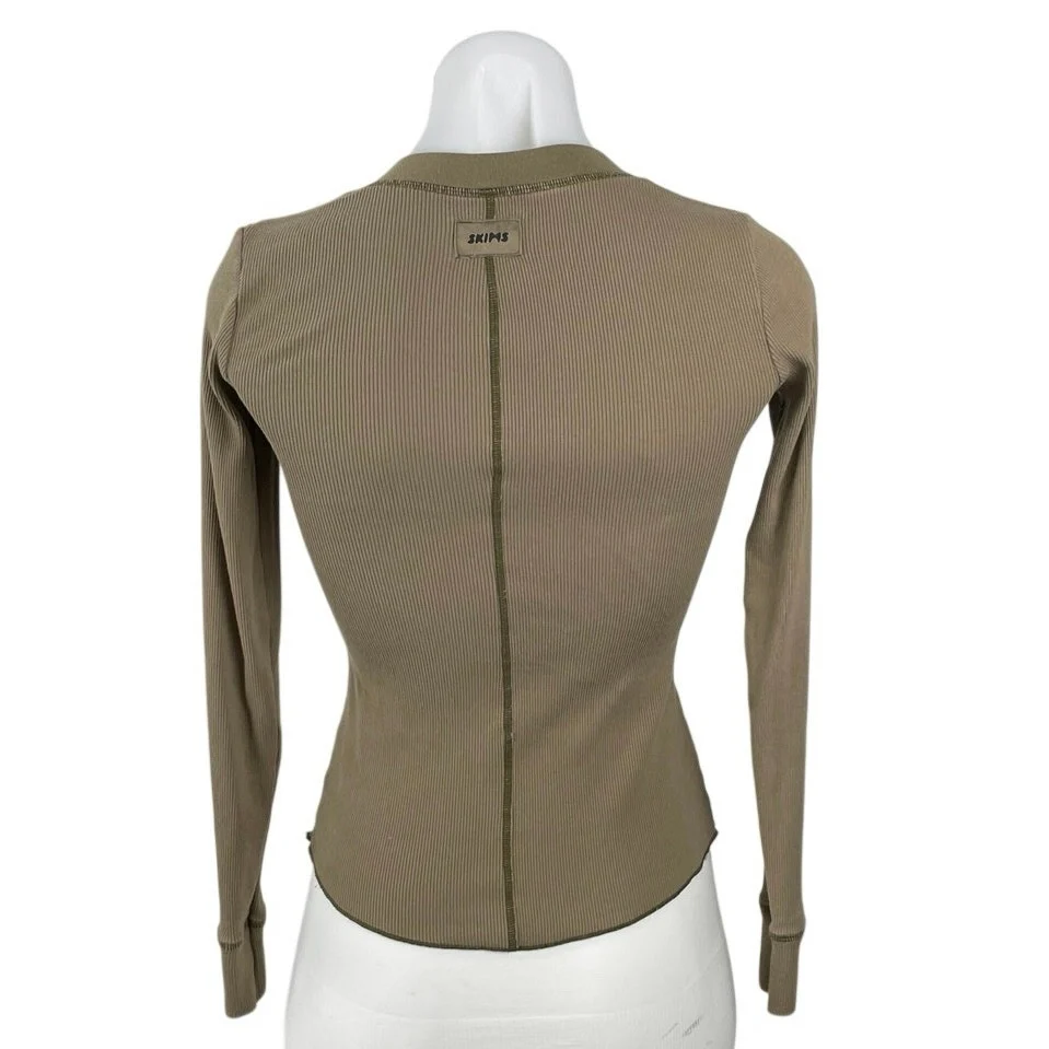Skims Olive Green Ribbed Knit Sculpt Long Sleeve Henley T Shirt Tee Top Size XS - Image 3