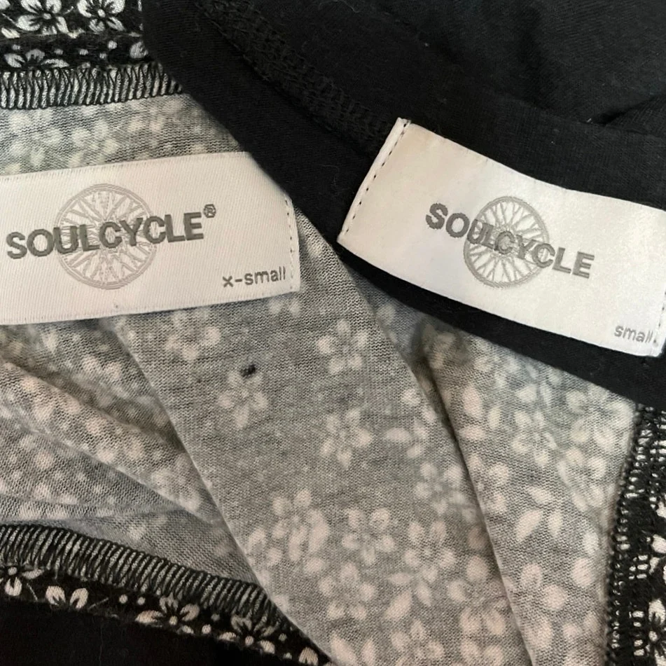 Soul Cycle Gray Black Workout Sports Muscle Shirt Tank 2 Piece Lot Size XS/S - Image 3