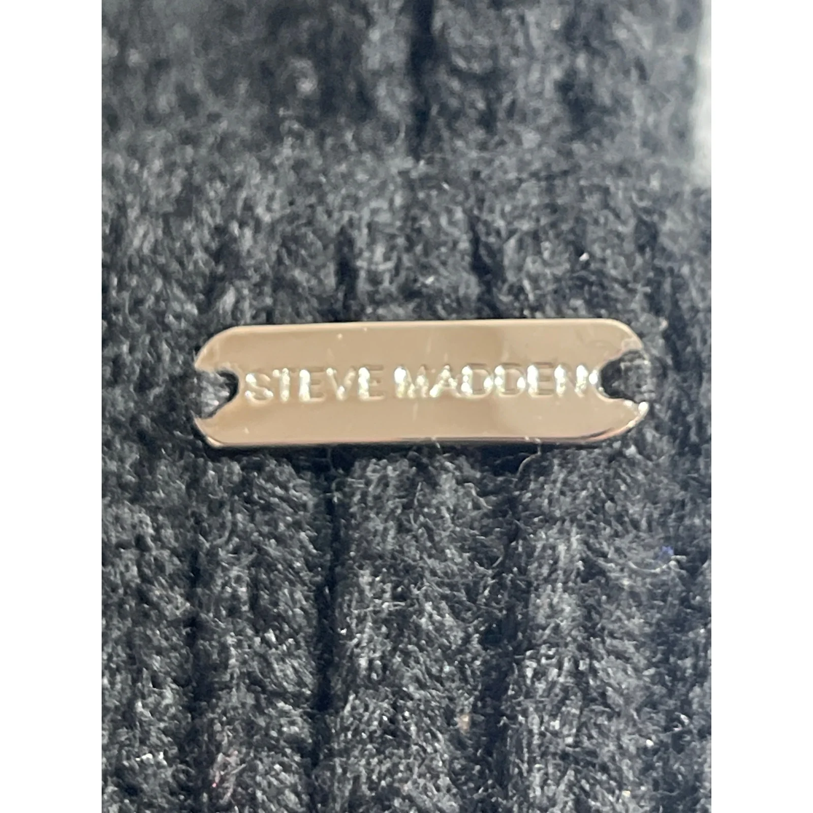 Steve Madden Black Rib Knit Cuffed Pom Pom Winter Snow Beanie Cap Hat One Size - Image 4