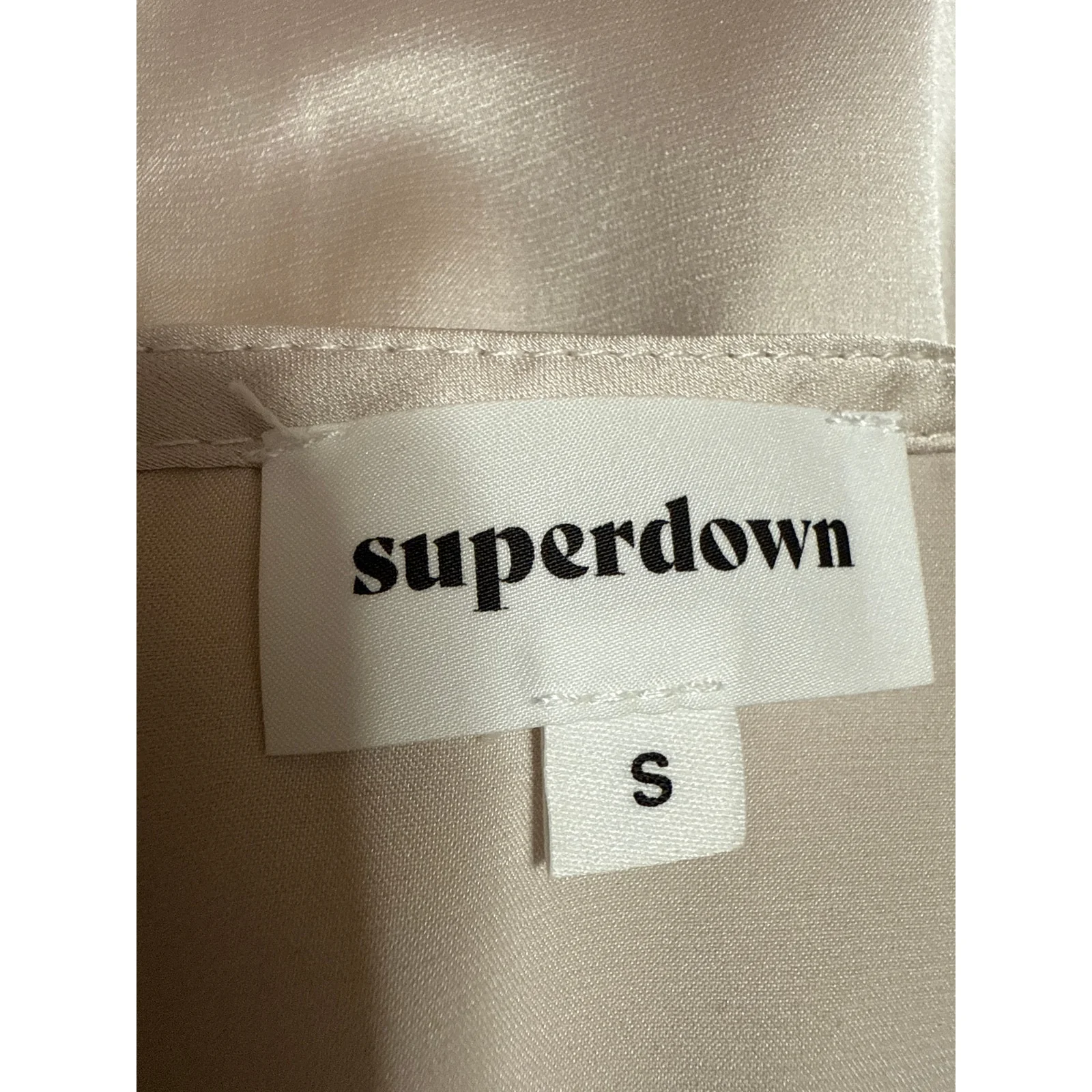 Superdown Beige Silk Satin Sleeveless Halter V Neck Open Back Tank Top Size S - Image 3