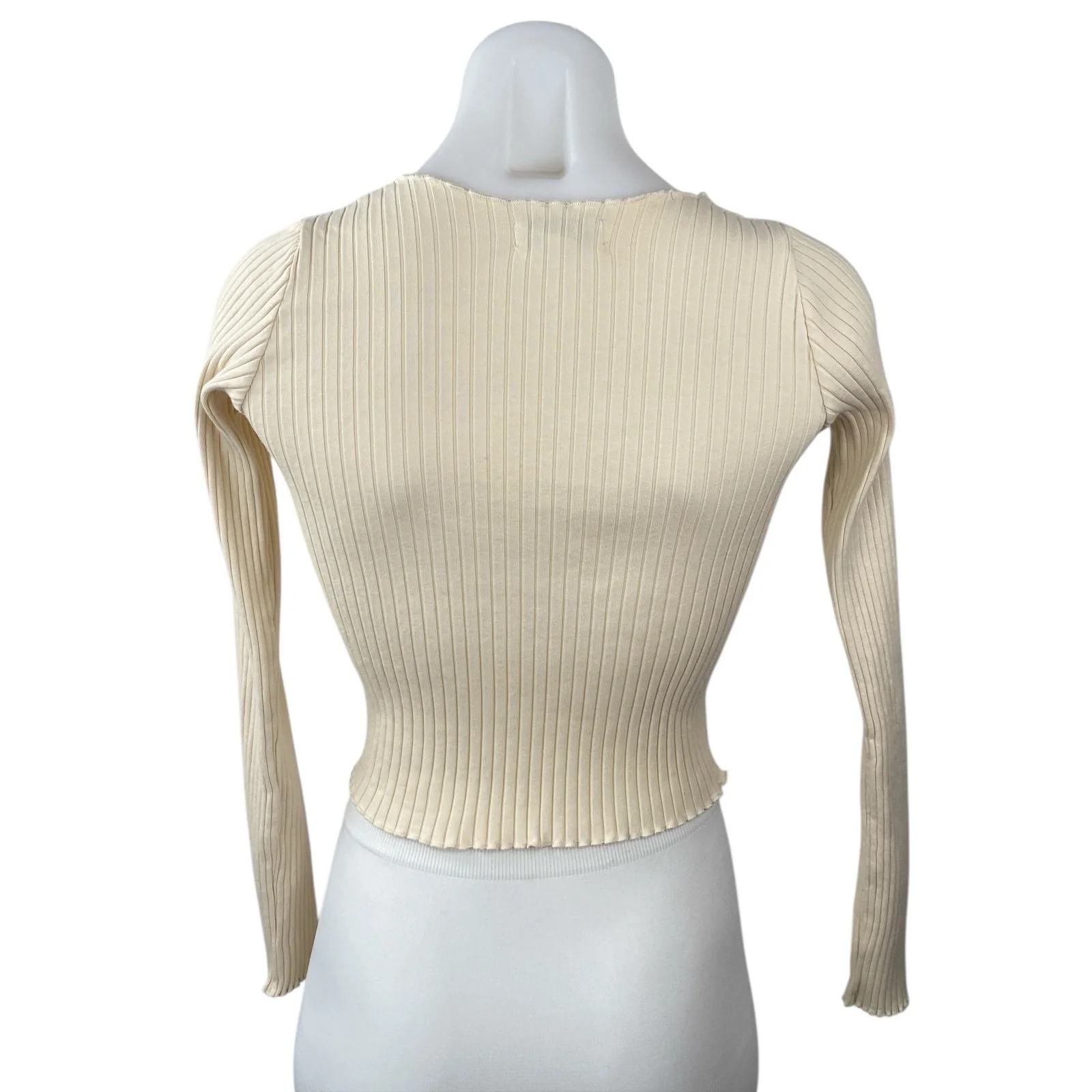 Topshop Women's Cream Ribbed Knit Lettuce Long Sleeve Button Up Crop Top Size 4 - Image 4