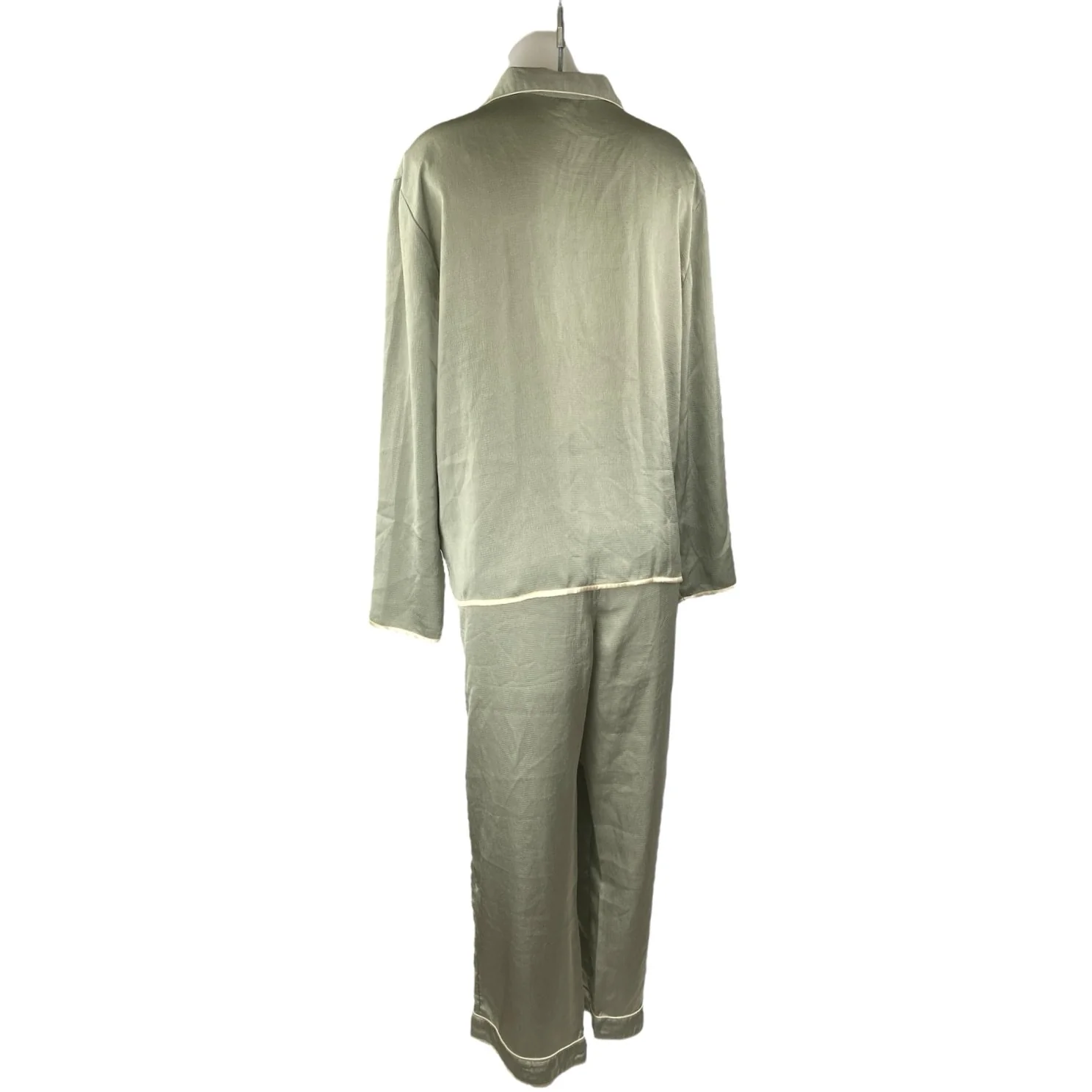 Topshop Women's Green Silk Satin Long Sleeve Button Down Pajama Set Size 8/10 - Image 2