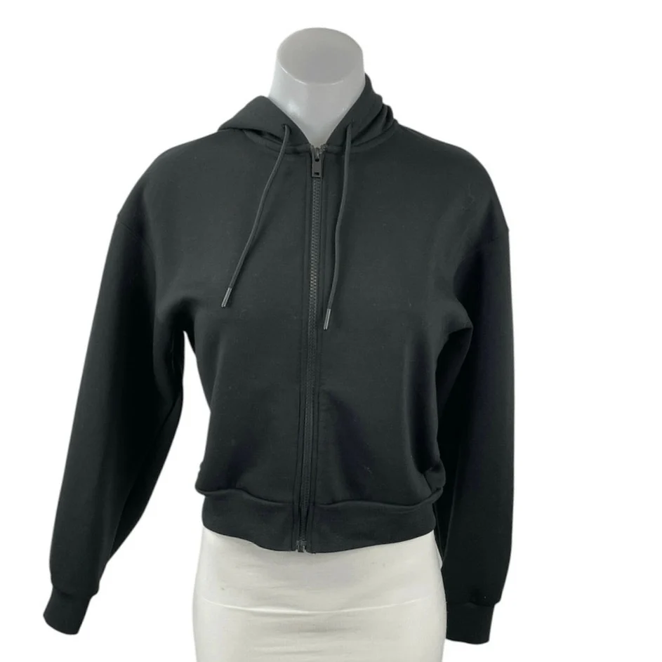 Uniqlo Black Yoga Gym Athletic Activewear Crop Hoodie Sweater Sweatshirt Top XS