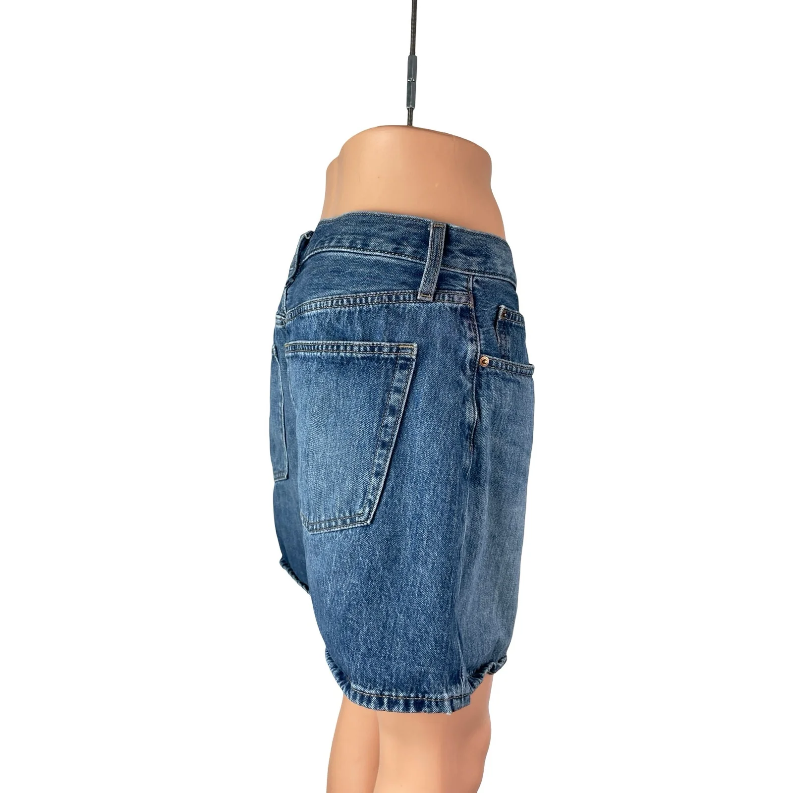 Uniqlo Women's Blue High Rise Bermuda Mom Boyfriend Denim Jean Shorts Size 29 - Image 3