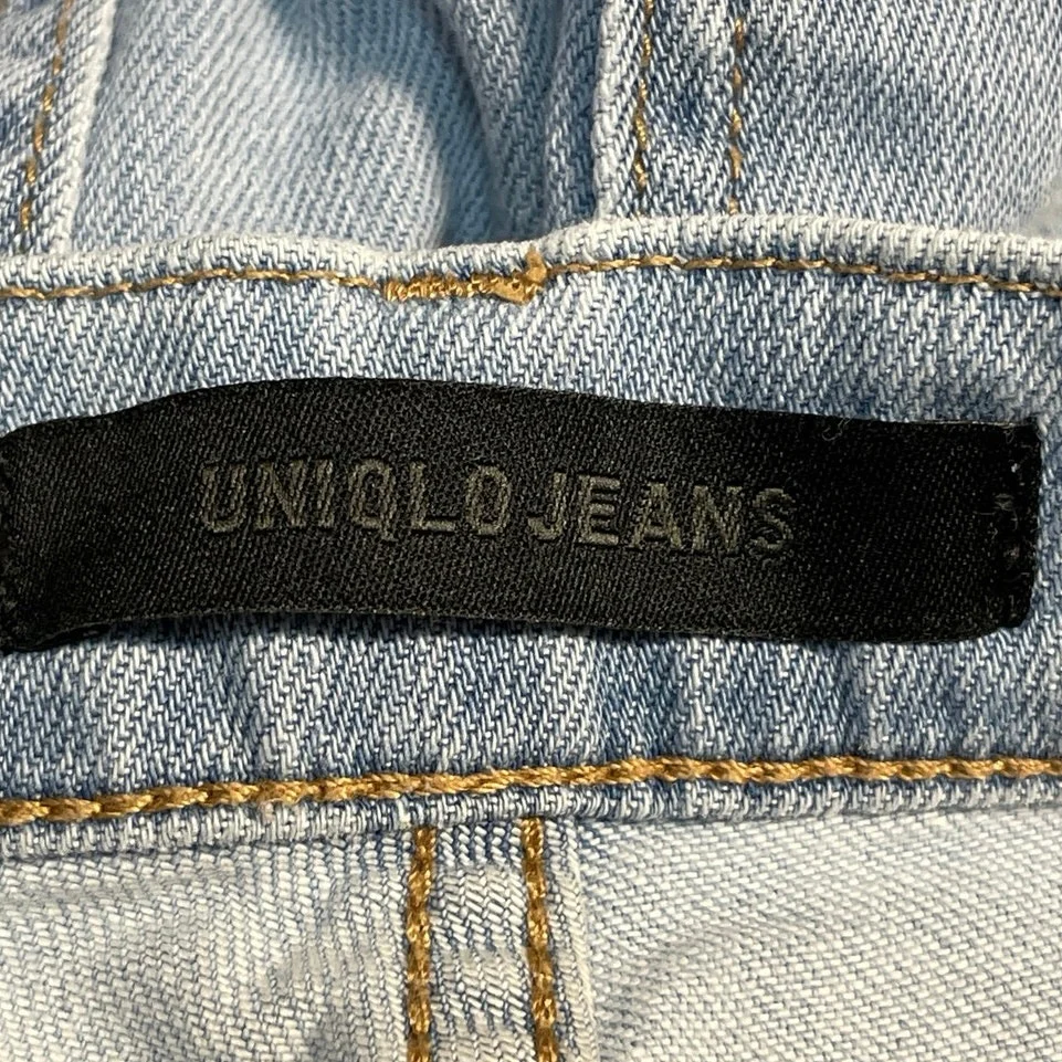 Uniqlo Women's Blue High Rise Distressed Light Wash Straight Denim Jeans Size 26 - Image 4