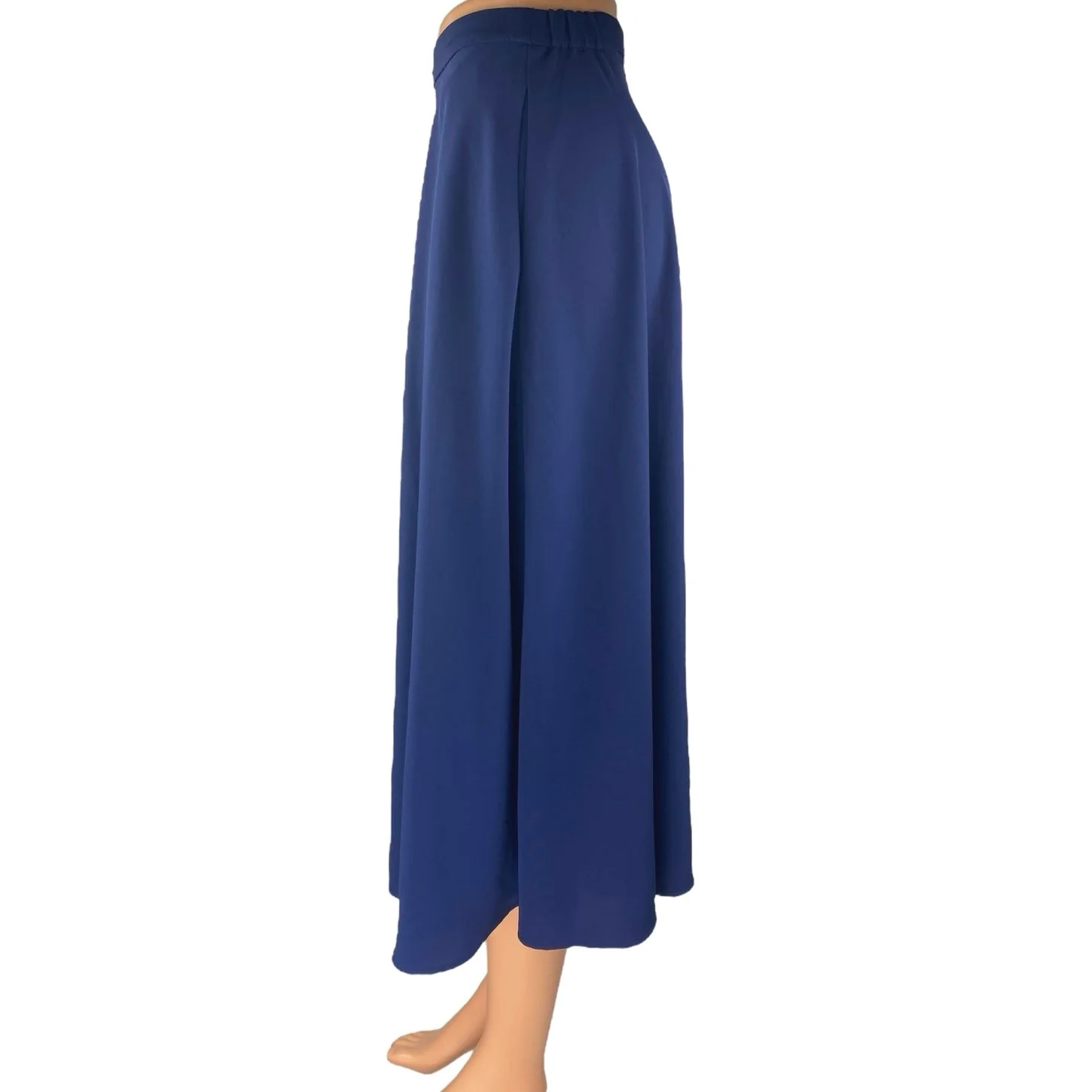 Uniqlo Women's Blue High Waisted Flared Pleated A Line Drape Midi Skirt Size 4 - Image 2