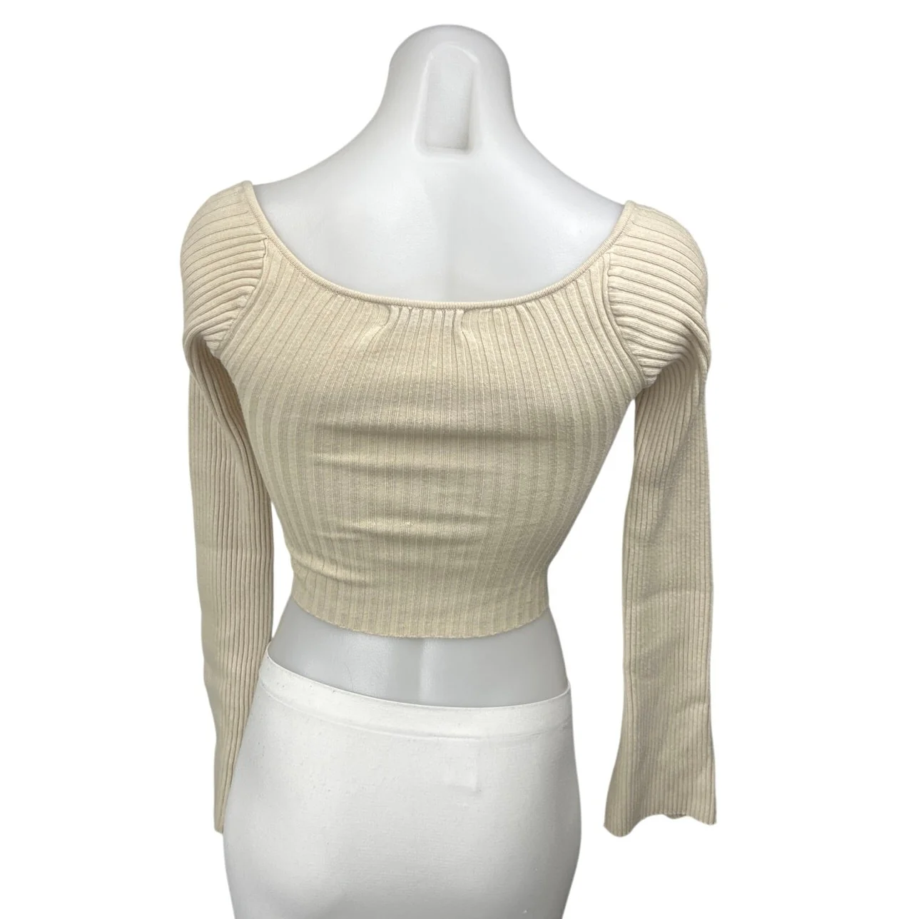 Urban Outfitters Beige Ribbed Knit Long Sleeve Slit Sweetheart Crop Top Size XS - Image 2