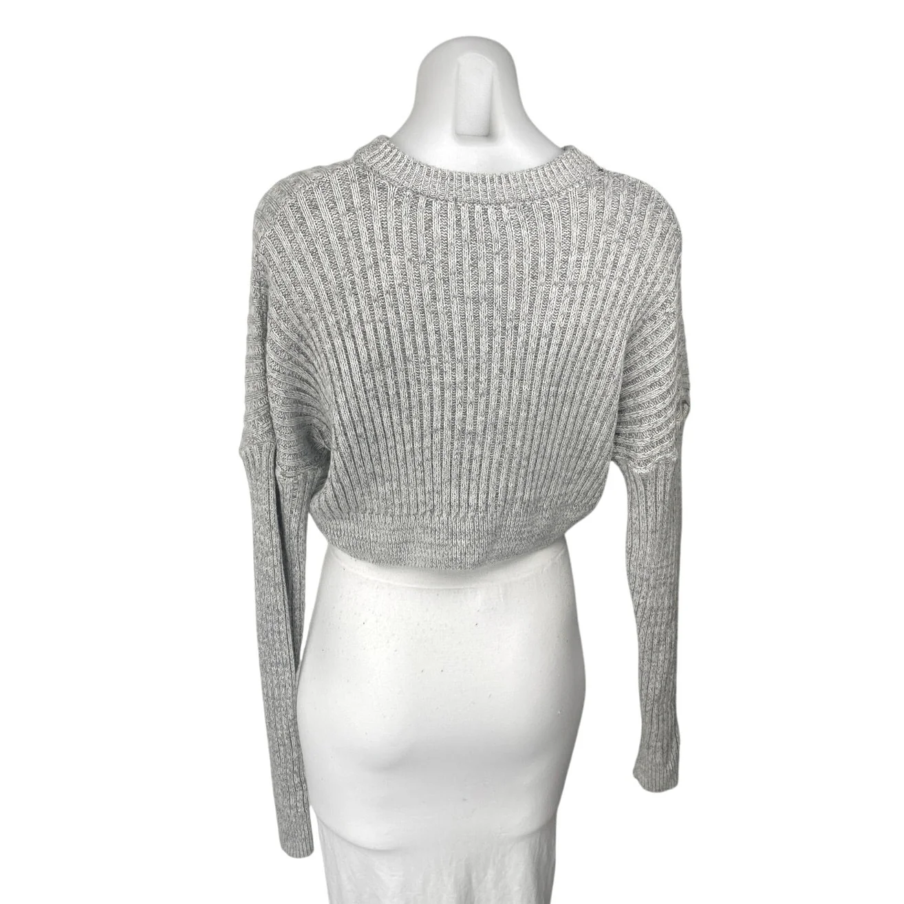 Urban Outfitters Gray Long Sleeve Ribbed Knit Crew Cropped Sweater Top Size XS - Image 2
