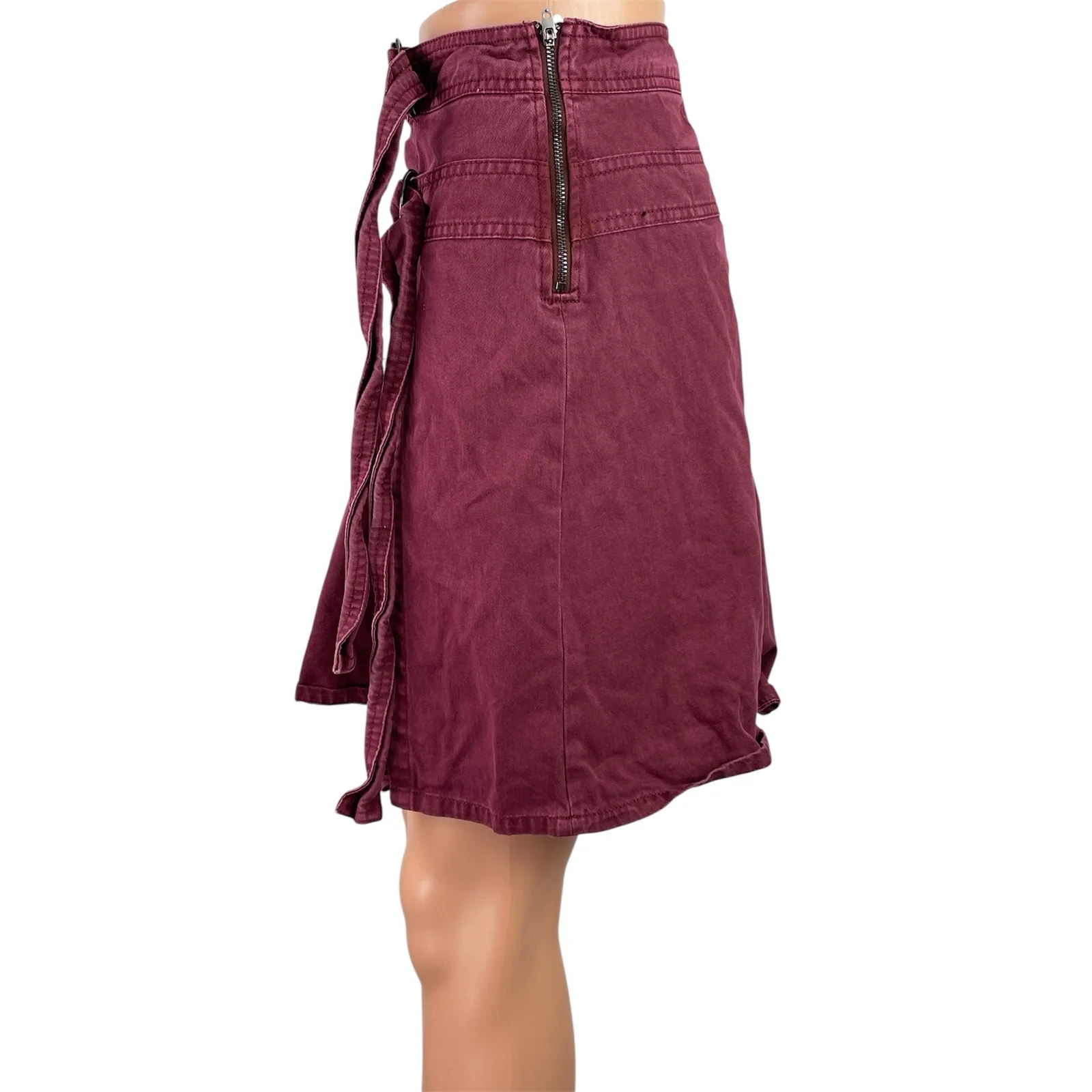 Urban Outfitters Kimchi Blue Burgundy Ginny Double Buckle Pleated Midi Skirt M - Image 2
