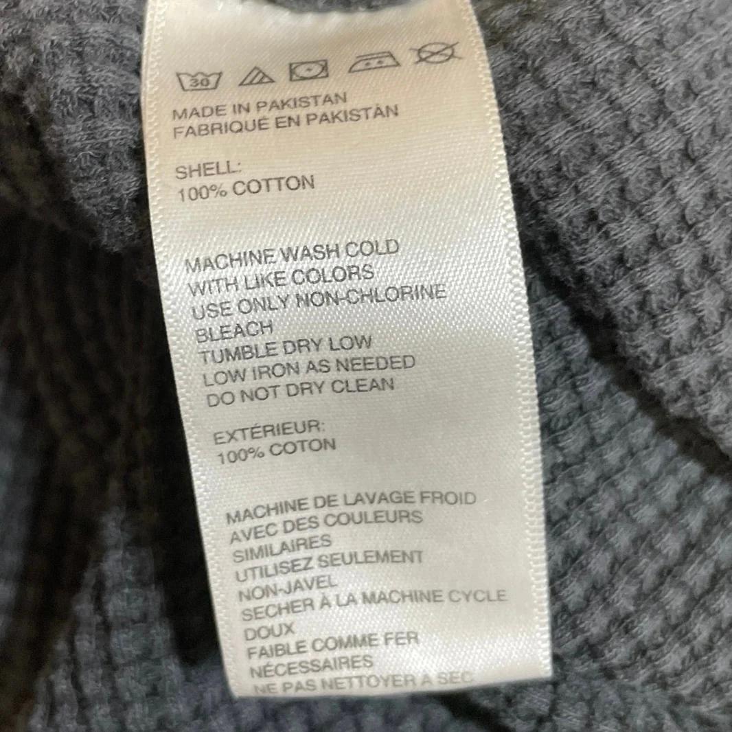 Urban Outfitters Men's Black Dark Gray Waffle Knit Long Sleeve Thermal Tee Top L - Image 6