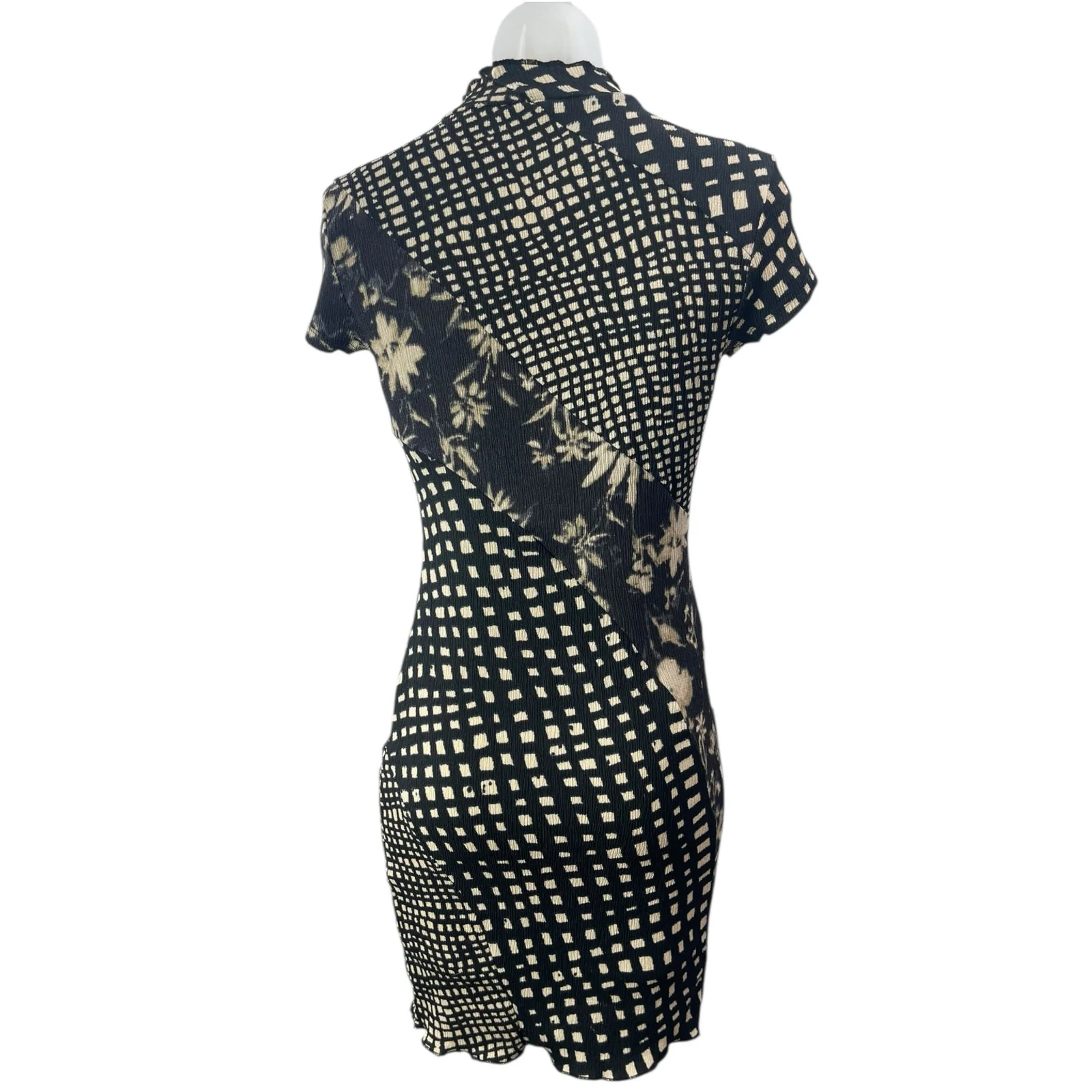 Urban Outfitters Nina Black Floral Short Sleeve Spliced Bodycon Mini Dress Sz S - Image 2