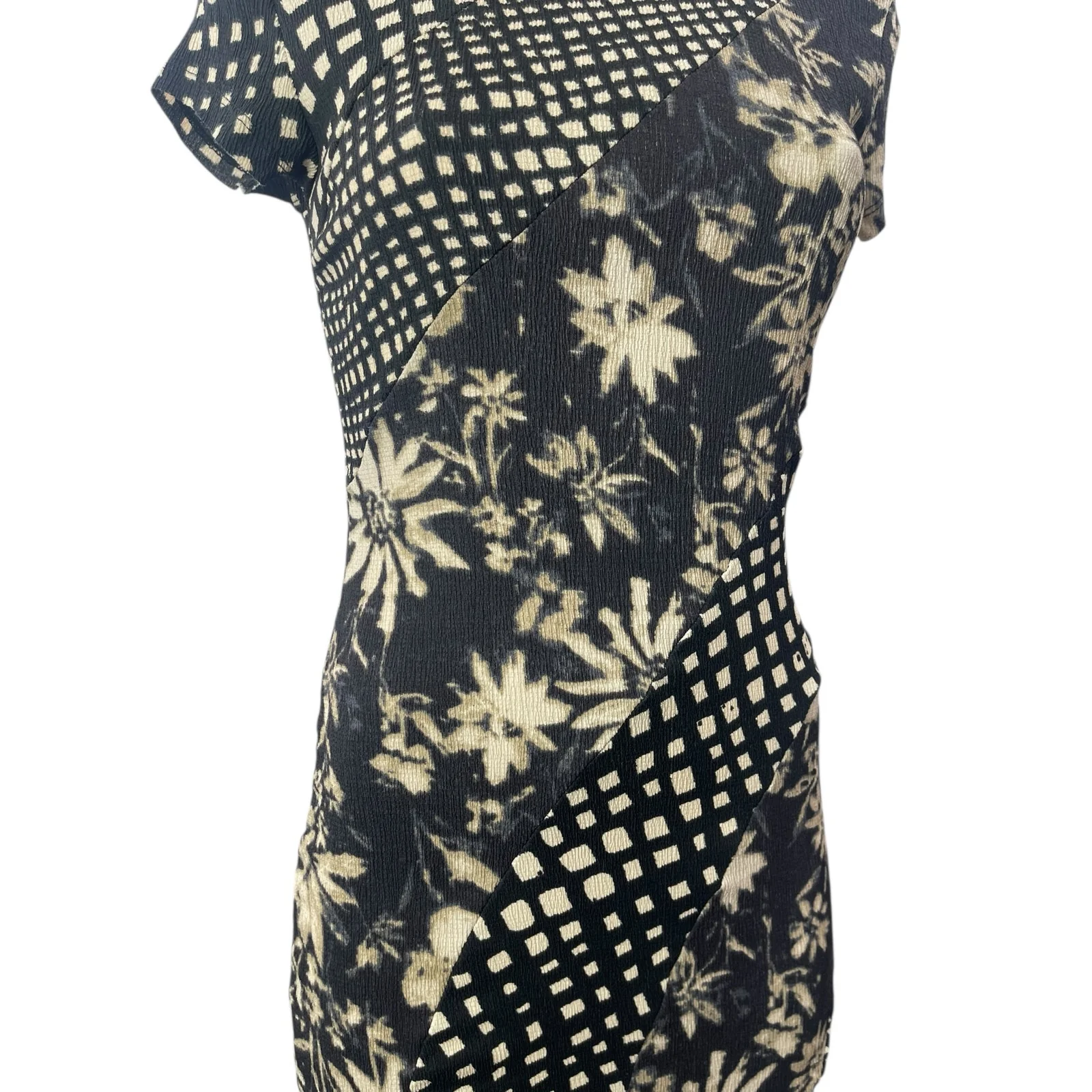 Urban Outfitters Nina Black Floral Short Sleeve Spliced Bodycon Mini Dress Sz S - Image 3