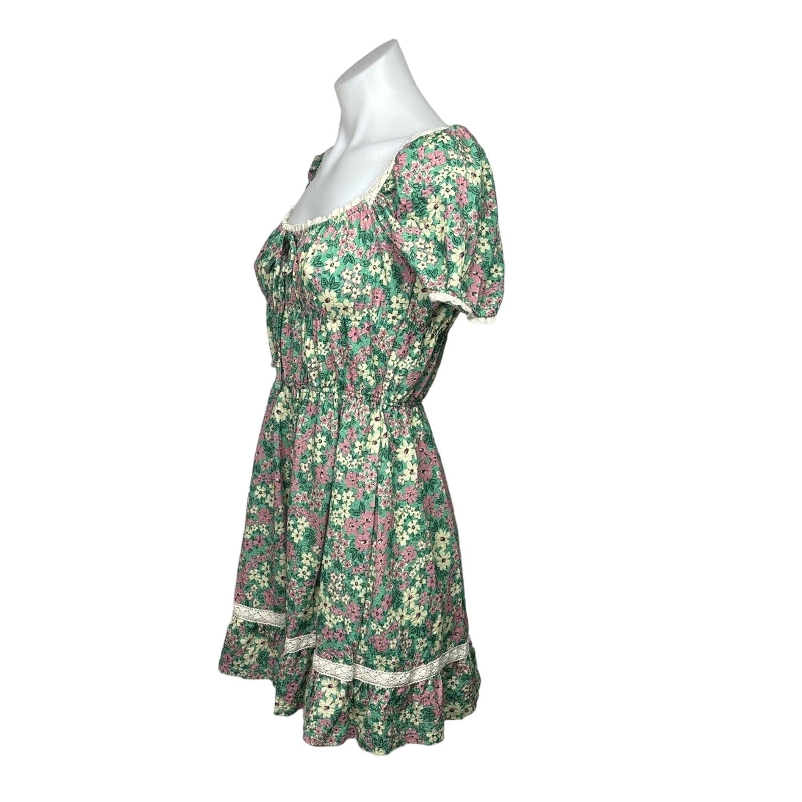 Urban Outfitters NWT Green Lace Trim Floral Scoop Puff Sleeve Mini Dress Size XS - Image 2