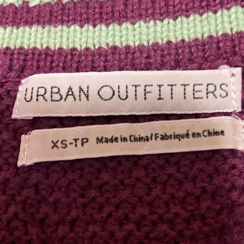 Urban Outfitters Purple Crochet  Sleeveless Plunge Neck Sweater Vest Tank Top XS - Image 3