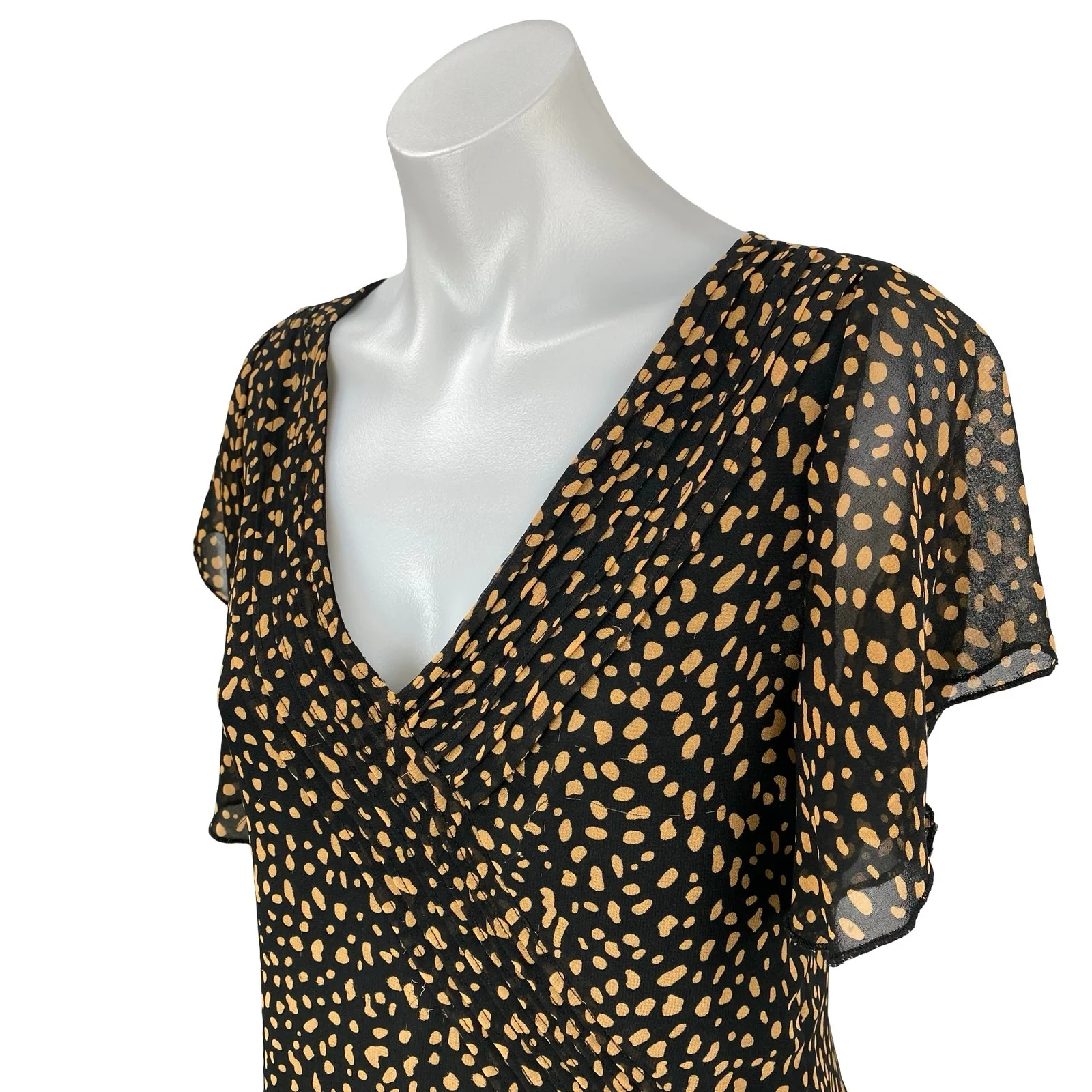 Urban Outfitters Rosalee Women's V Neck Flutter Sleeve Mini Flare A-Line Dress M - Image 3