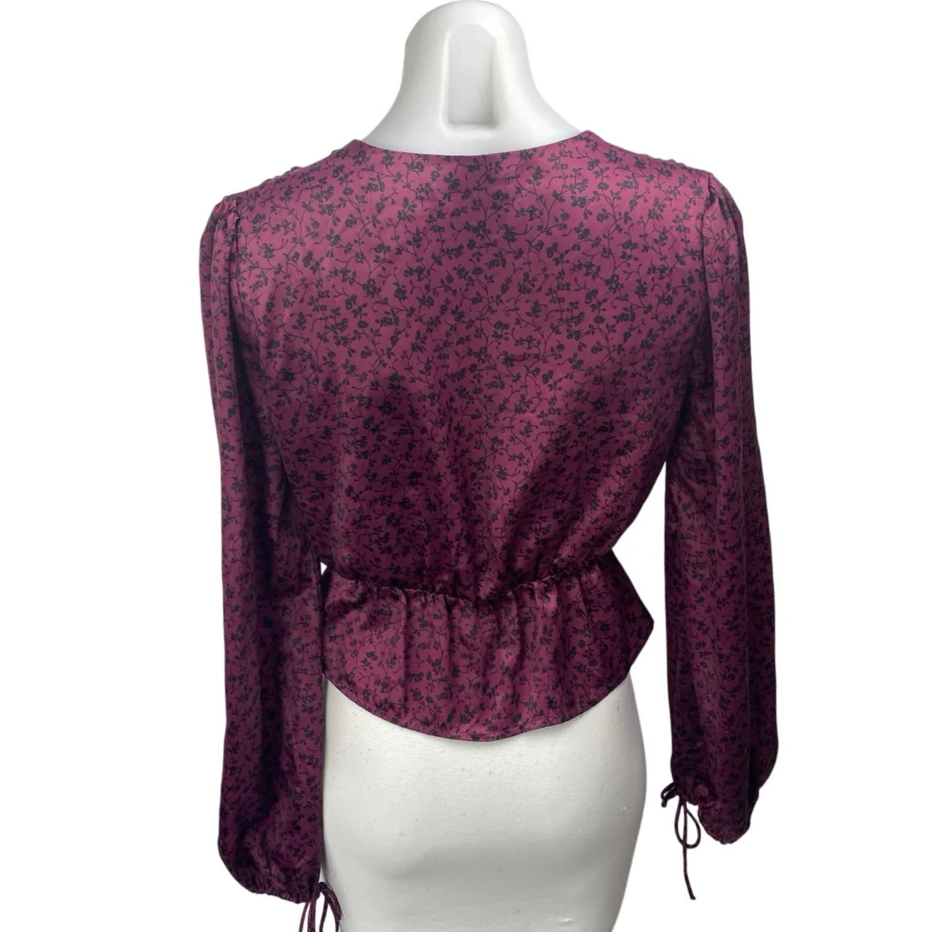 Urban Outfitters Women Purple Silk Satin Floral Long Sleeve Peplum Blouse Top XS - Image 2
