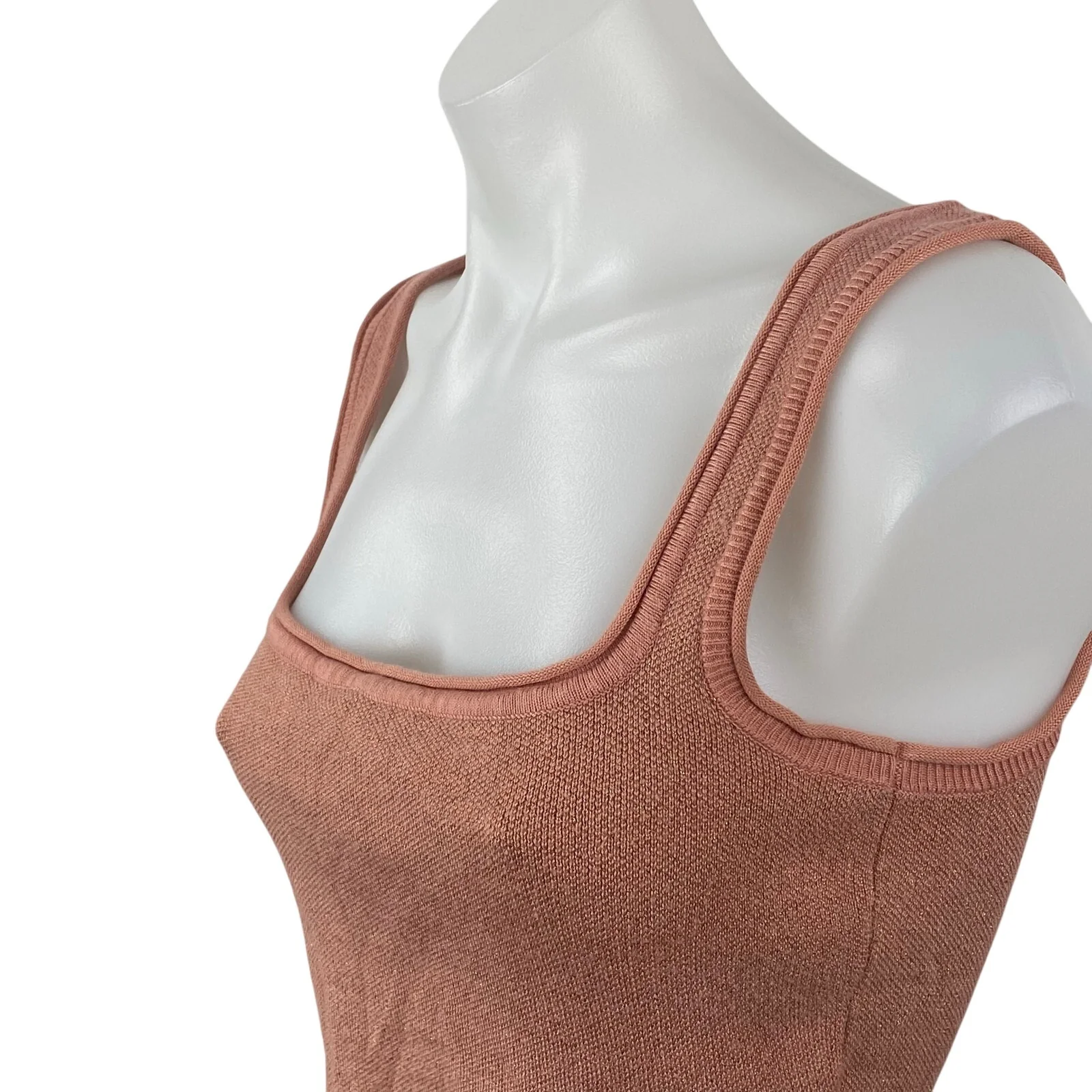 Urban Outfitters Women's Pink Square Neck Sleeveless Slim Crop Cami Tank Top M - Image 2