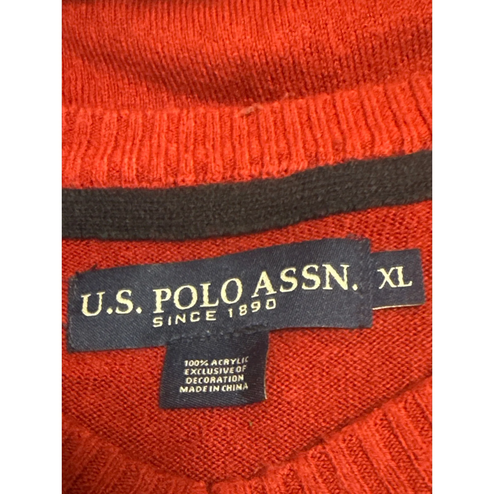 US Polo Assn Men's Red Long Sleeve V Neck Knit Logo Acrylic Sweater Top Size XL - Image 4