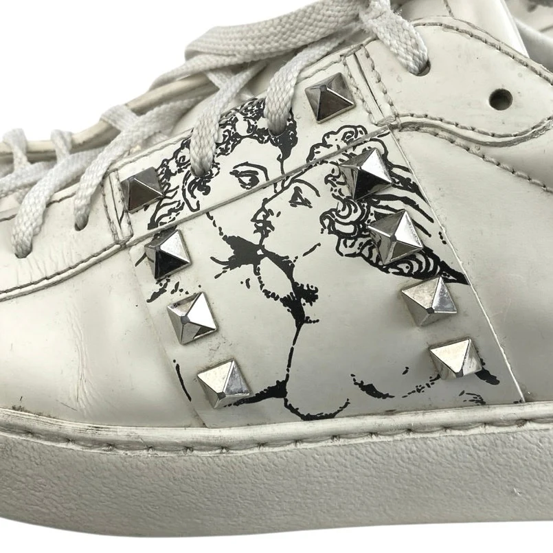 Valentino Garavani Rockstud Women's White Lace Up Low Top Leather Sneakers Sz 9 - Image 5