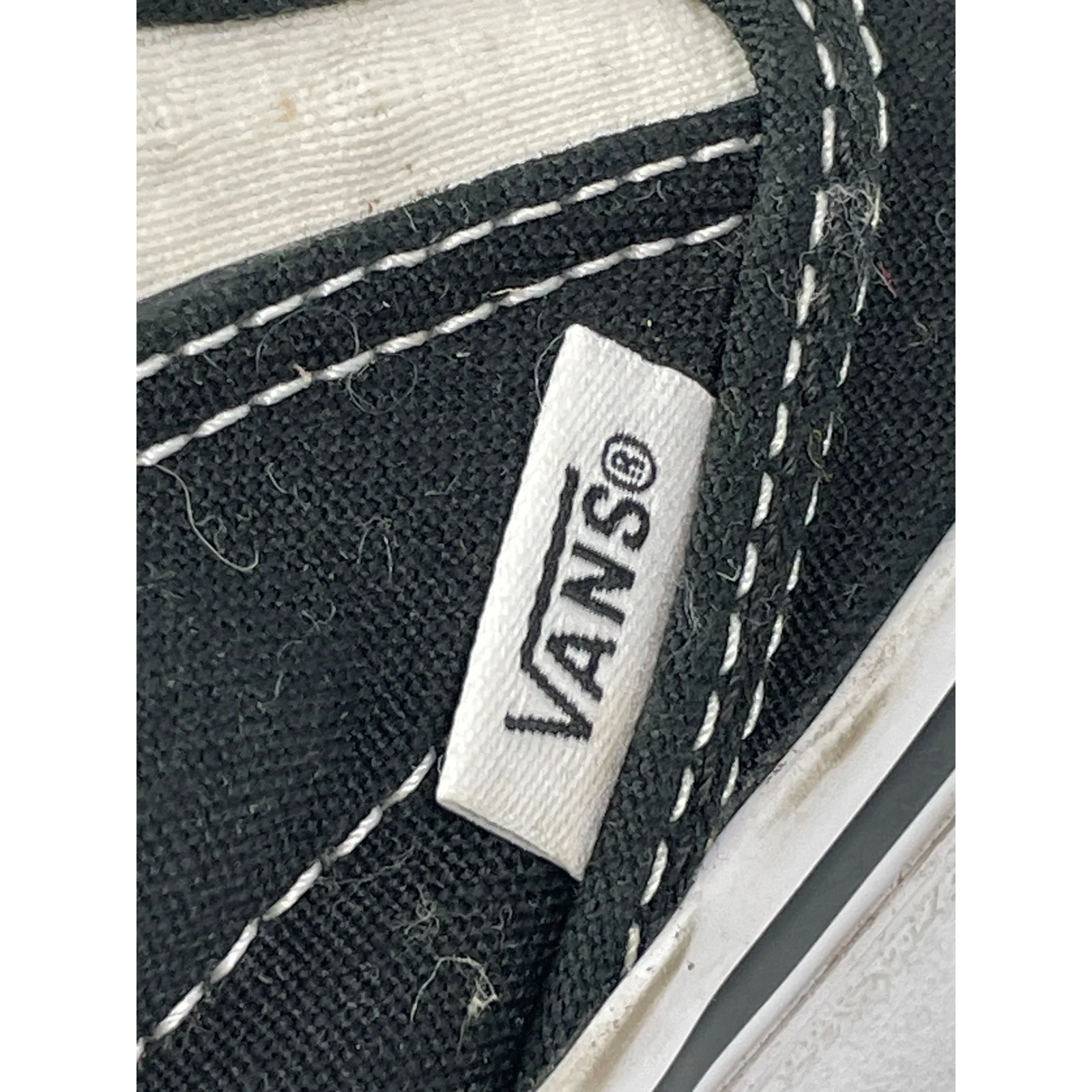 Vans Classic Unisex Black White Casual Skate Slip On Sneakers Shoes Sz 11W/9.5M - Image 5