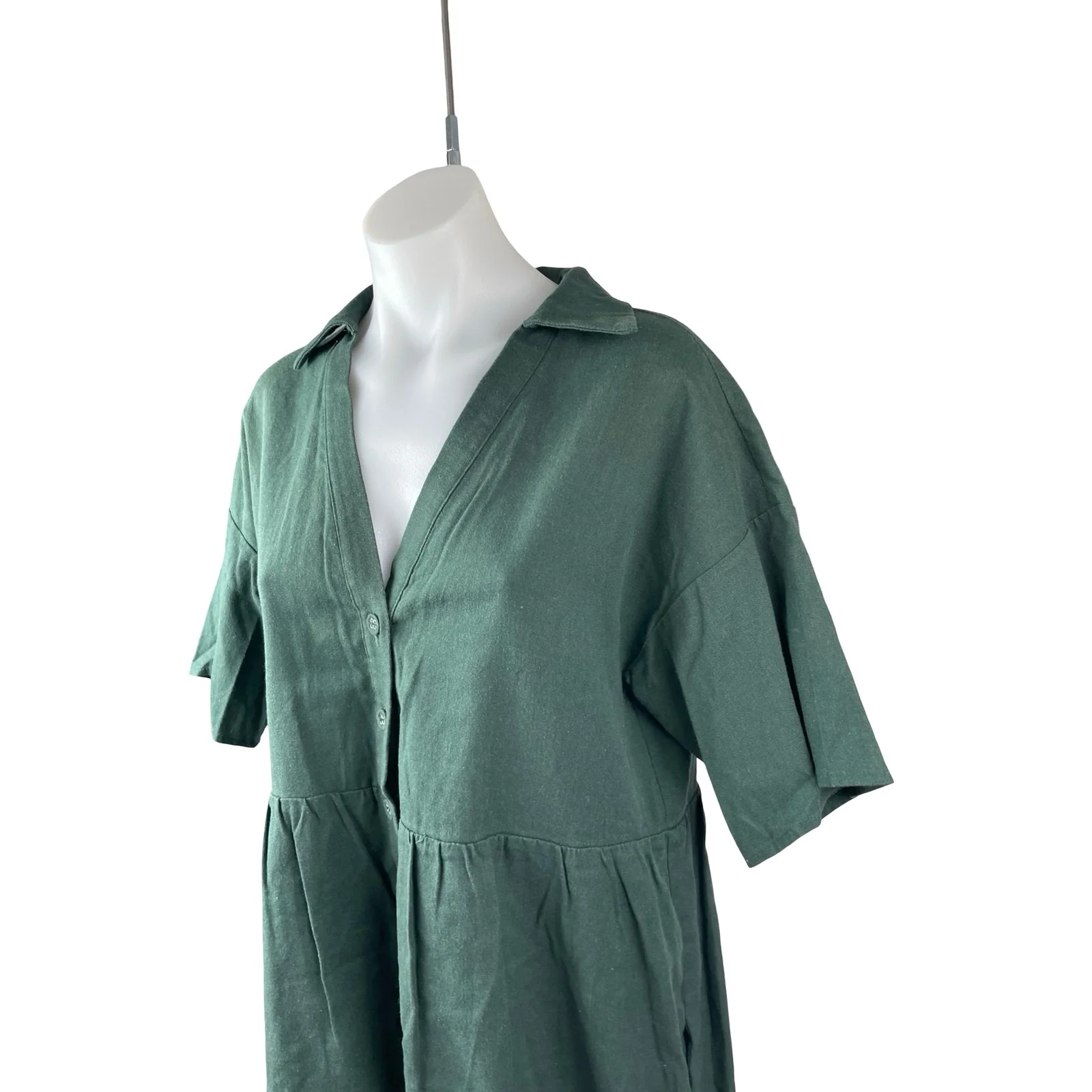 Vestique Women's Green Short Sleeve V Neck Button Up Shirt Romper Shorts M - Image 2