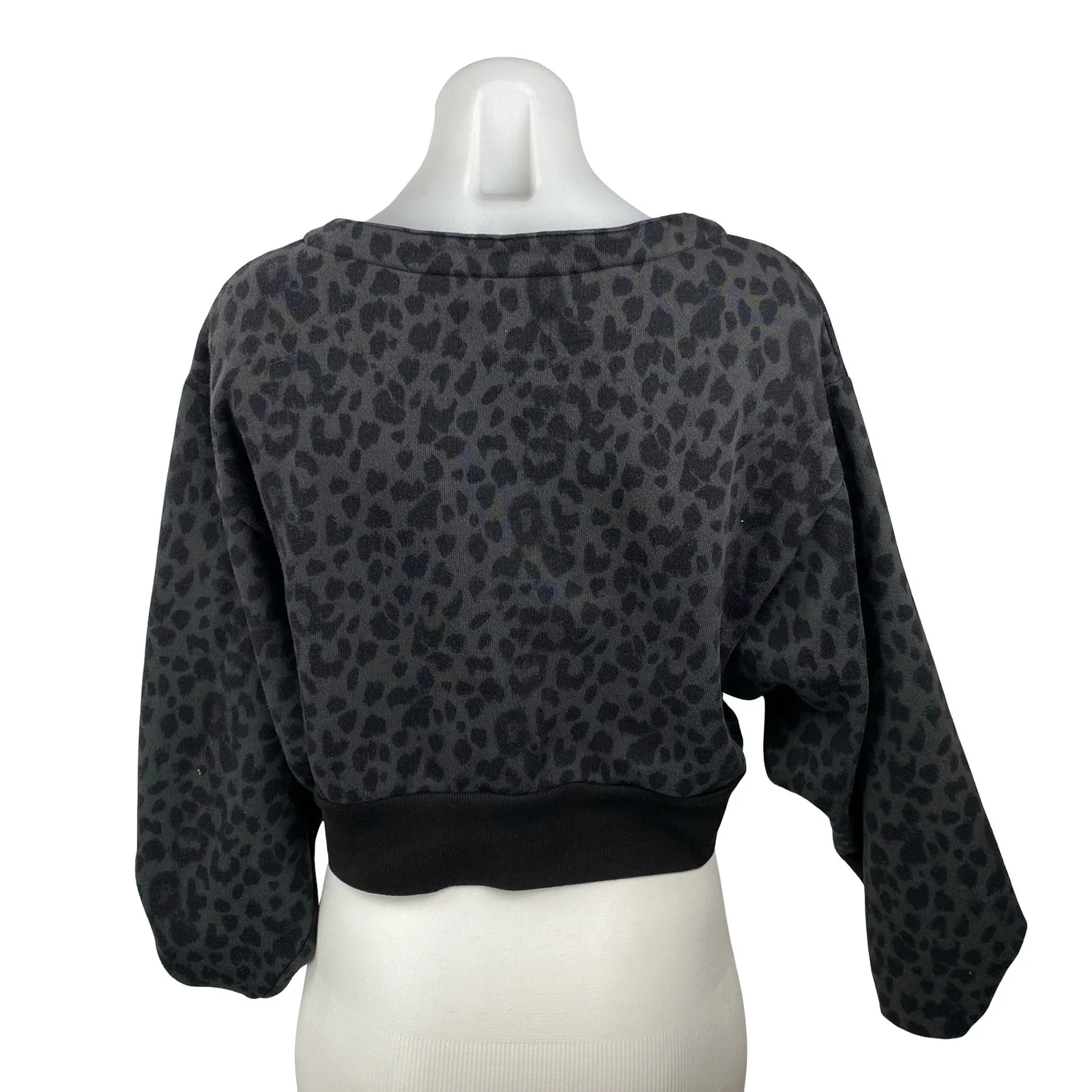 Victoria's Secret Black Leopard Animal Print Lace Up Cropped Sweatshirt Top Sz S - Image 4