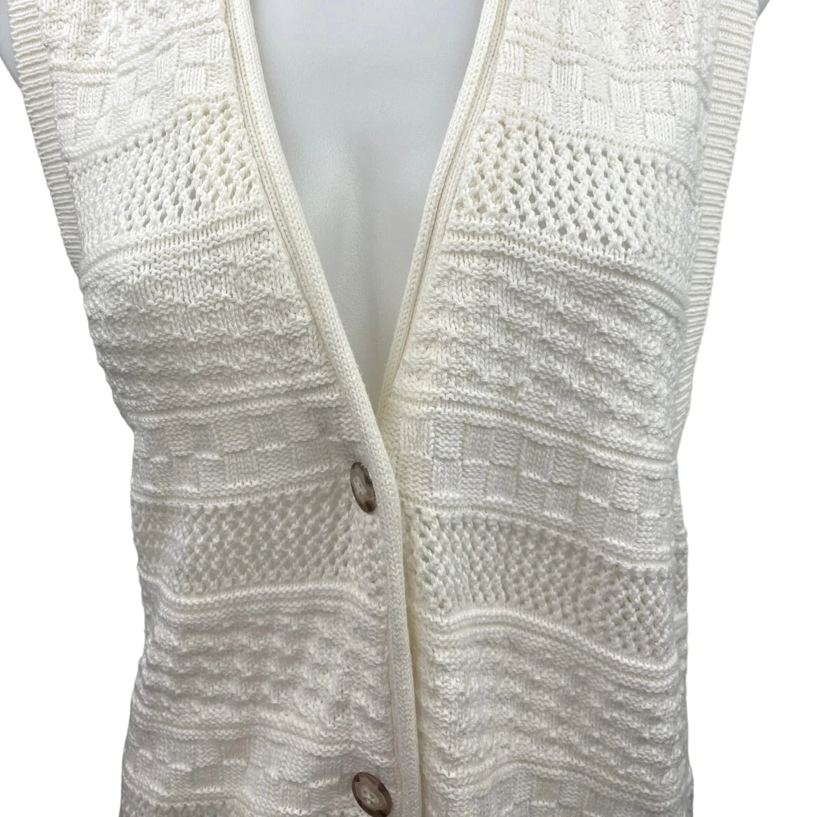 Vintage 70’s Pierre Cardin White Crochet Sleeveless Vest Cardigan Sweater Top M - Image 3