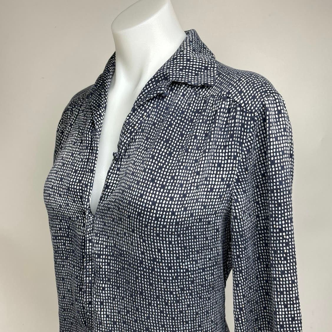 Vintage The Limited Gray 100% Silk Geometric Long Sleeve Button Up Shirt Dress 6 - Image 5
