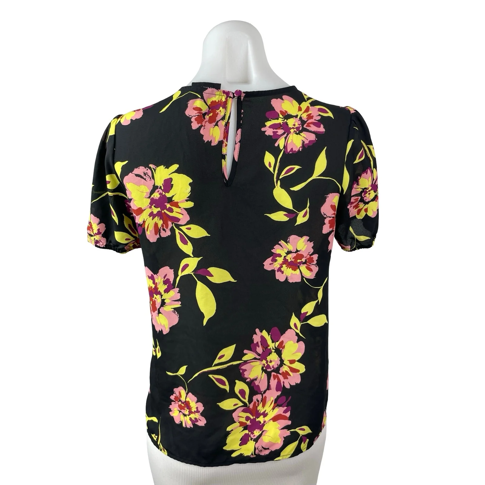Who What Wear Women's Black Floral Short Sleeve Crew Neck Blouse Top Size XS - Image 4