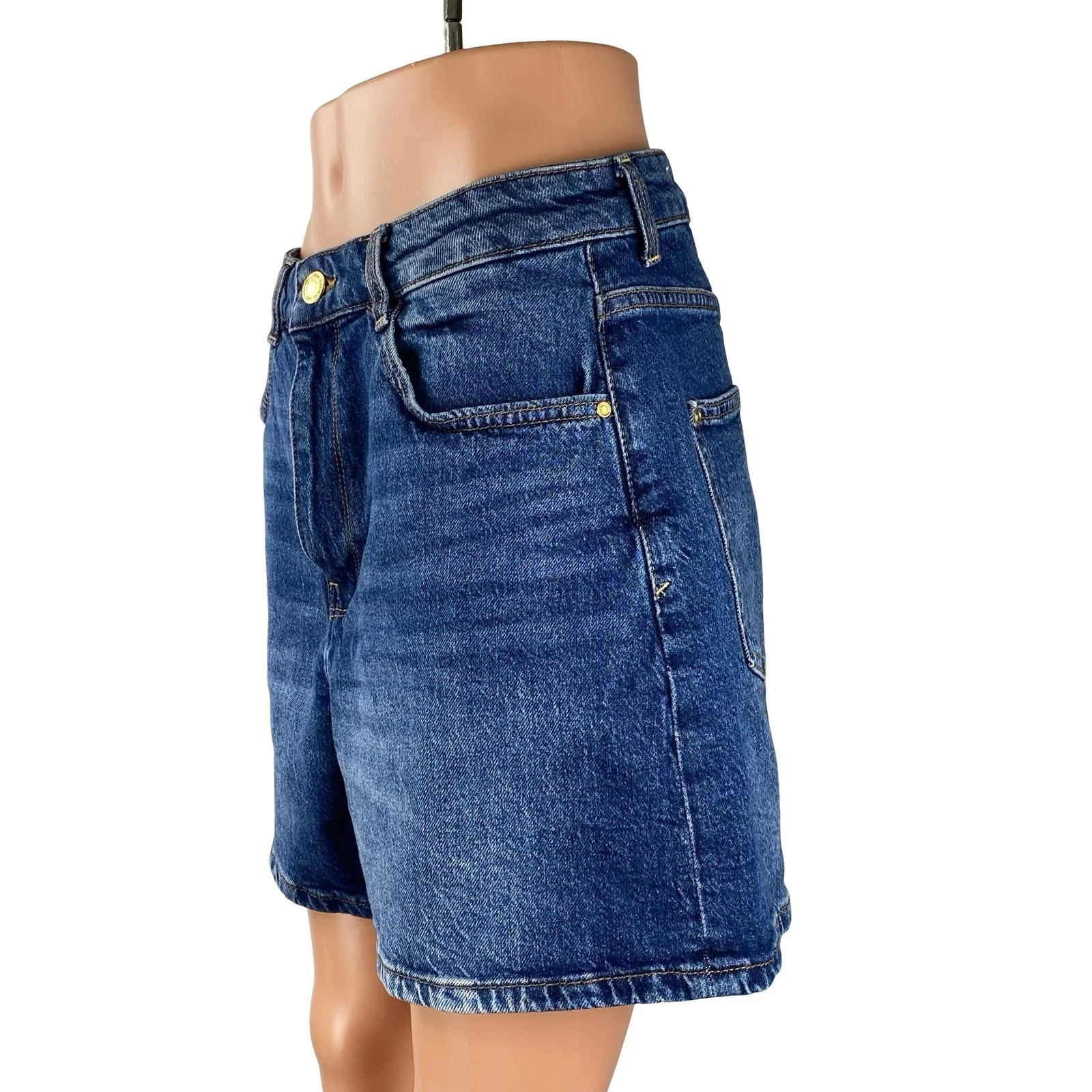 Women's Blue High Waisted Medium Wash Bermuda Y2k Denim Jean Shorts Size 30 - Image 2