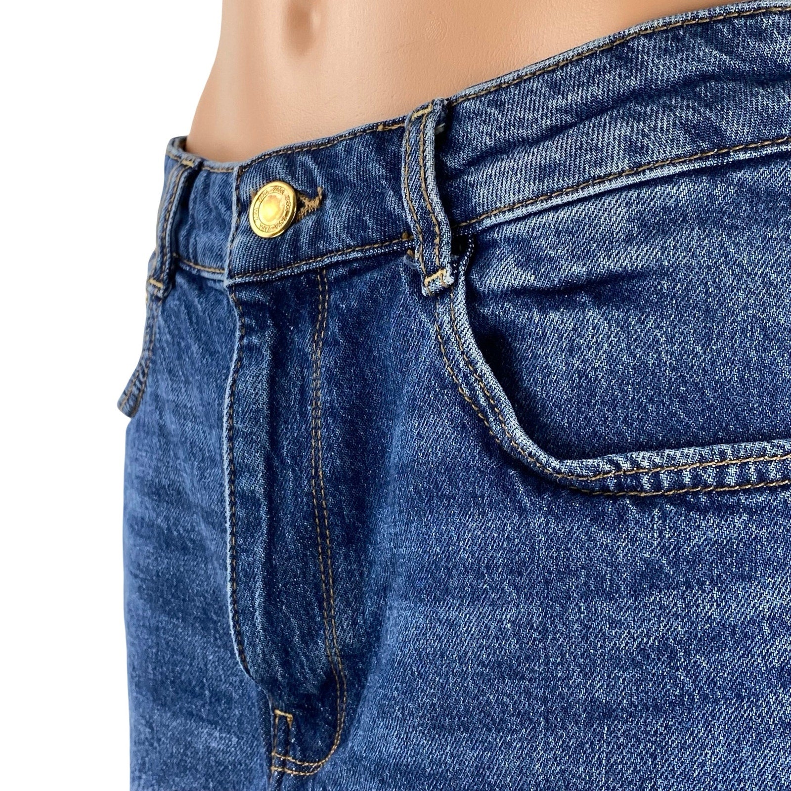 Women's Blue High Waisted Medium Wash Bermuda Y2k Denim Jean Shorts Size 30 - Image 3