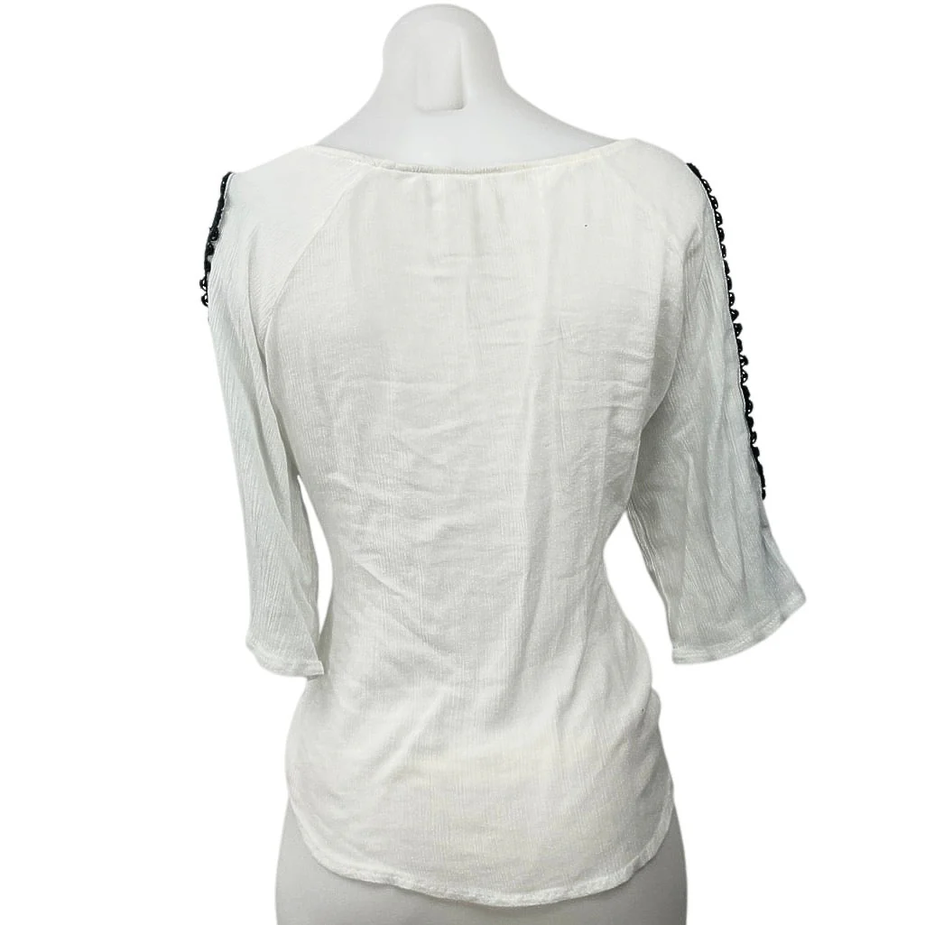 Women's White Floral Embroidered Half Sleeve Slit Tie Boho Blouse Top Size M - Image 4