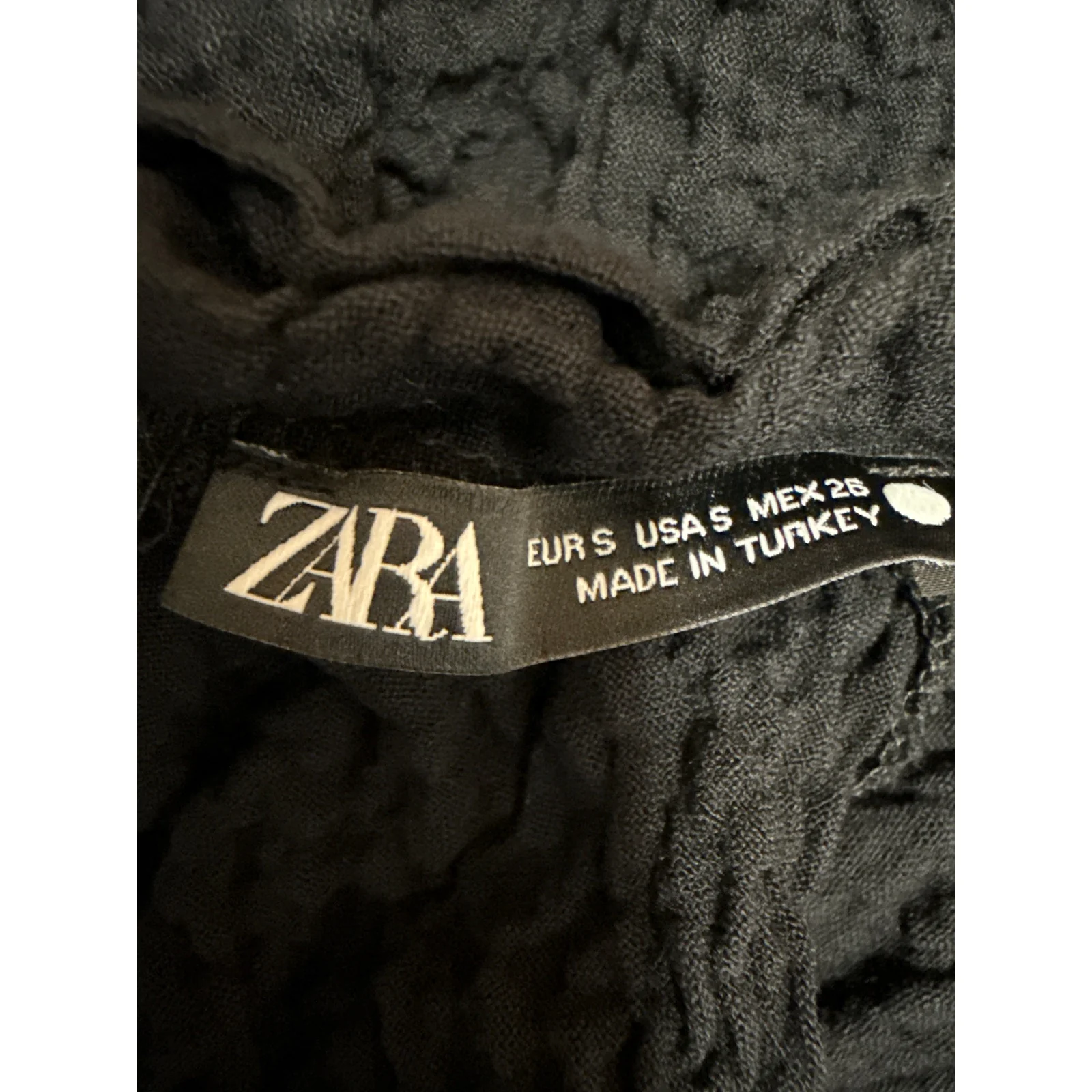 Zara Black Long Sleeve Textured Crinkled Mock Neck Cropped Blouse Top Size S - Image 3