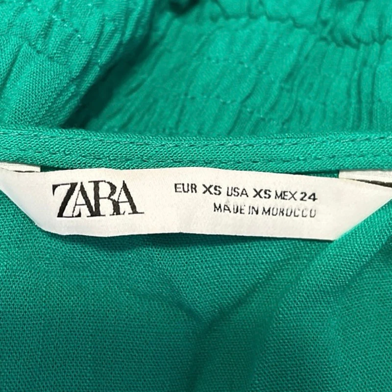 Zara Green Sleeveless Button V-neck Smocked Pleated Wide Leg Romper Jumpsuit XS - Image 3
