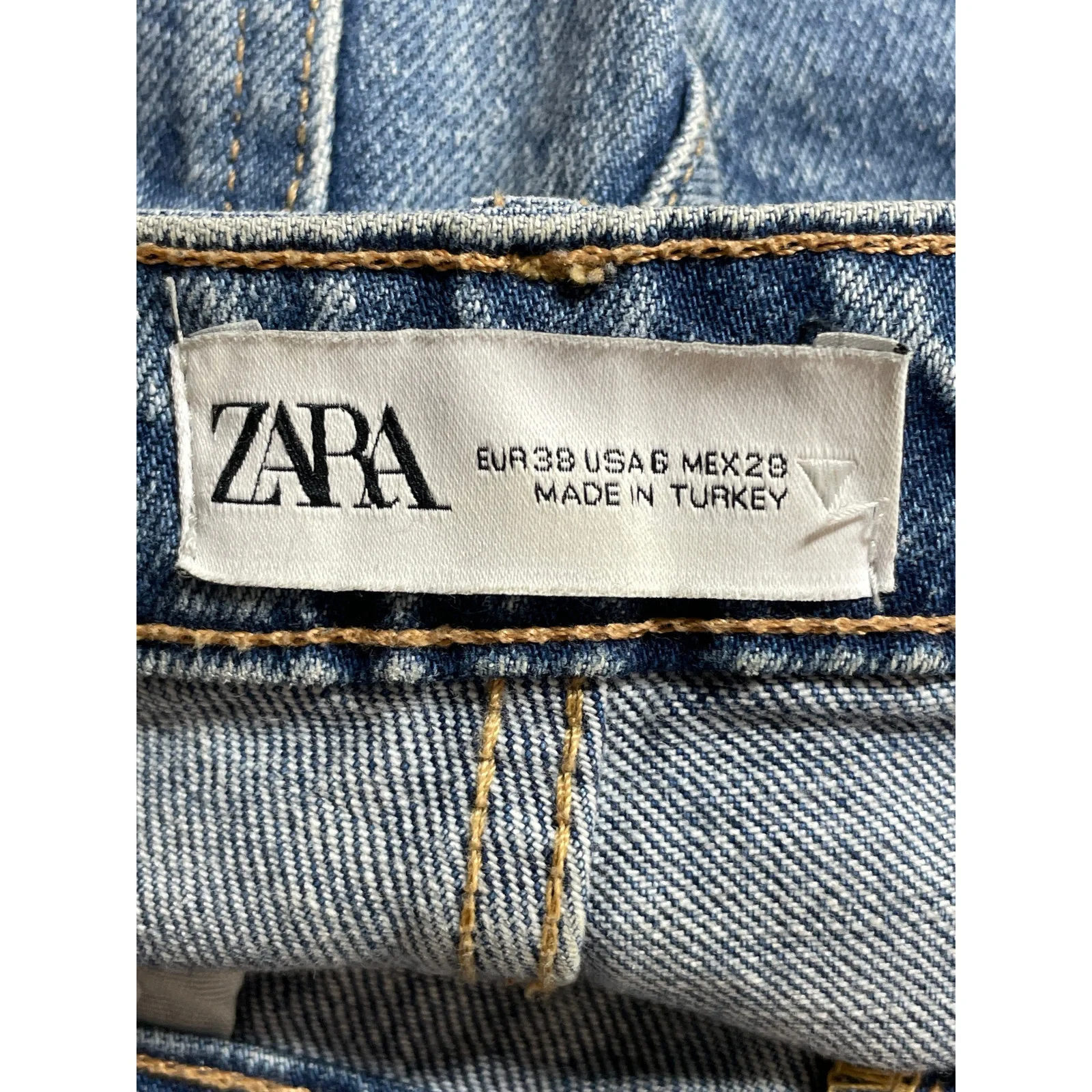 Zara Light Blue Wash Distressed Ripped High Rise Straight Denim Jeans Pants Sz 6 - Image 5