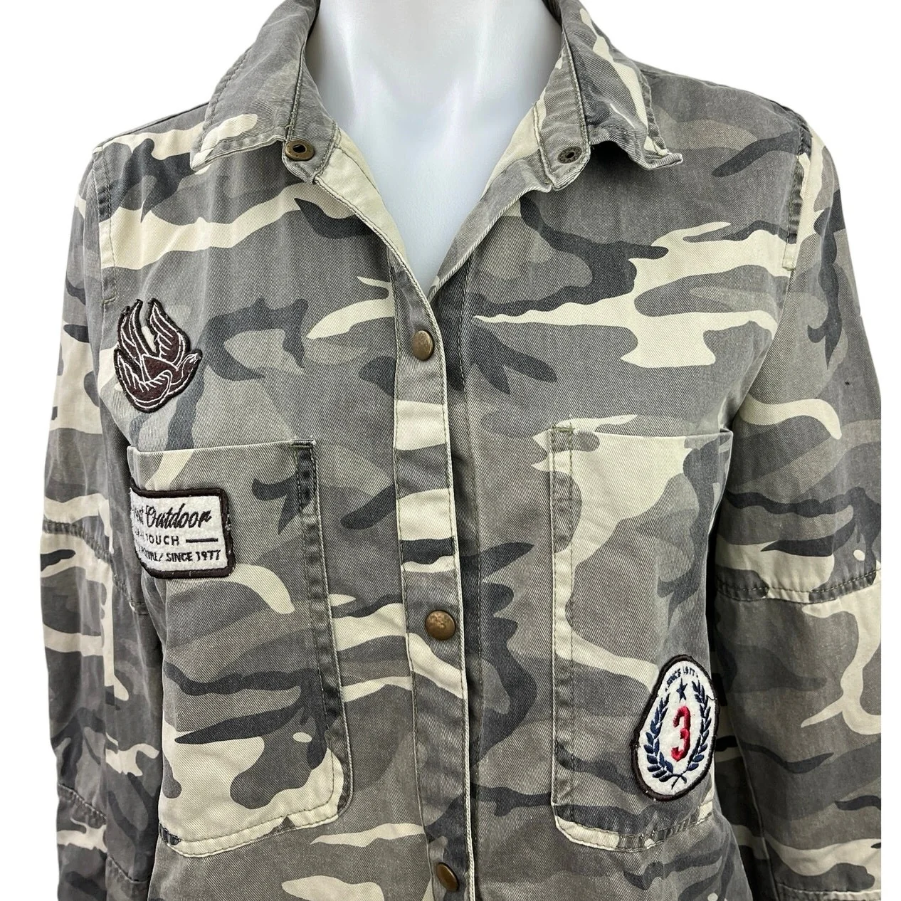 Zara Trafaluc Gray Camo Army Snap Button Patches Collar Long Sleeve Shirt Top XS - Image 4