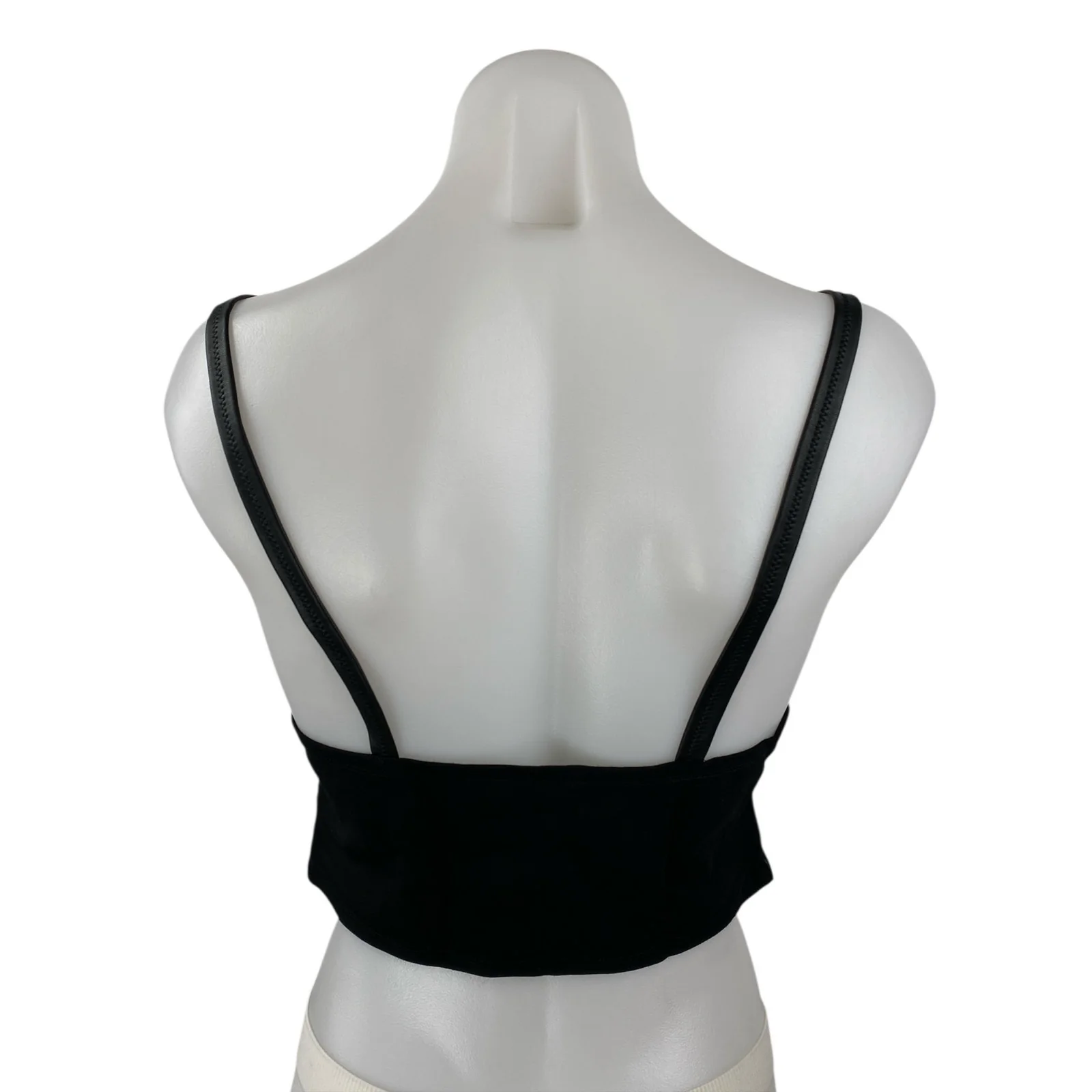 Zara Trafaluc Women's Black Faux Leather Vegan V Neck Cami Tank Crop Top Size L - Image 2